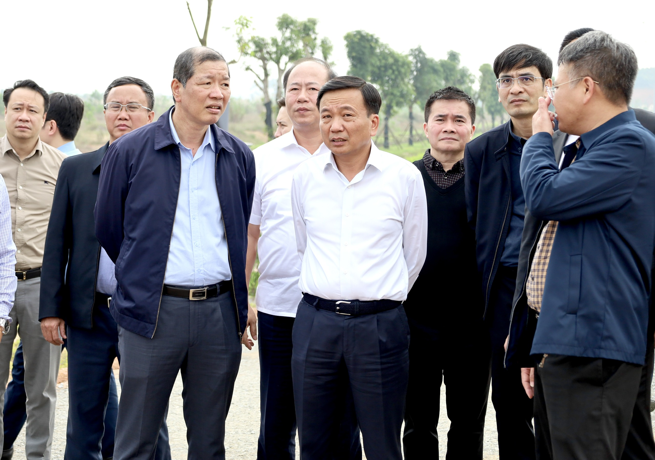 Thứ trưởng Nguyễn Danh Huy kiểm tra c&ocirc;ng t&aacute;c chuẩn bị lễ khởi c&ocirc;ng dự &aacute;n đường sắt- Ảnh 3.