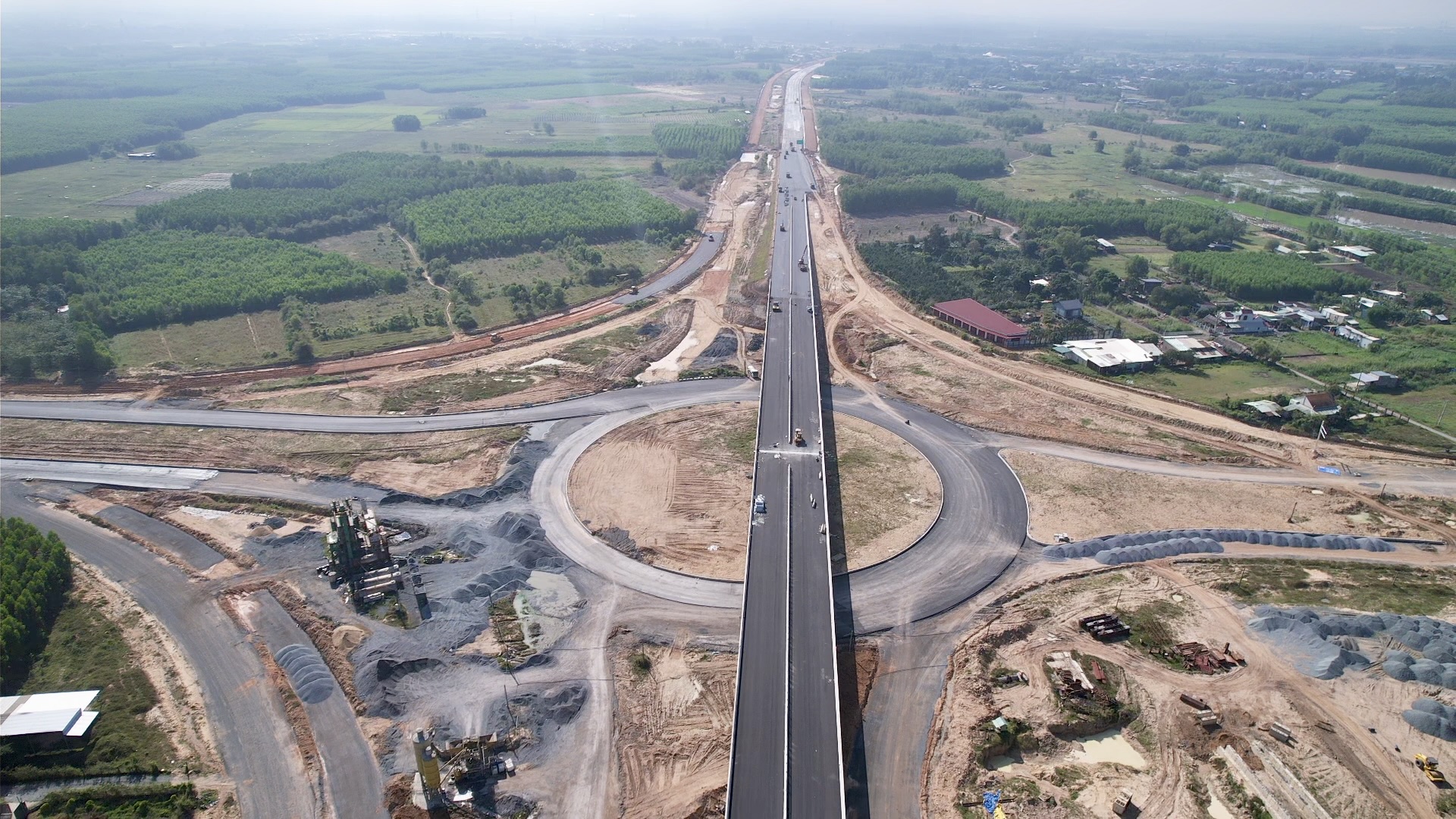 Nh&igrave;n lại h&agrave;nh tr&igrave;nh từ ruộng trũng đến thời khắc th&ocirc;ng xe kỹ thuật V&agrave;nh đai 3 qua Đồng Nai- Ảnh 12.