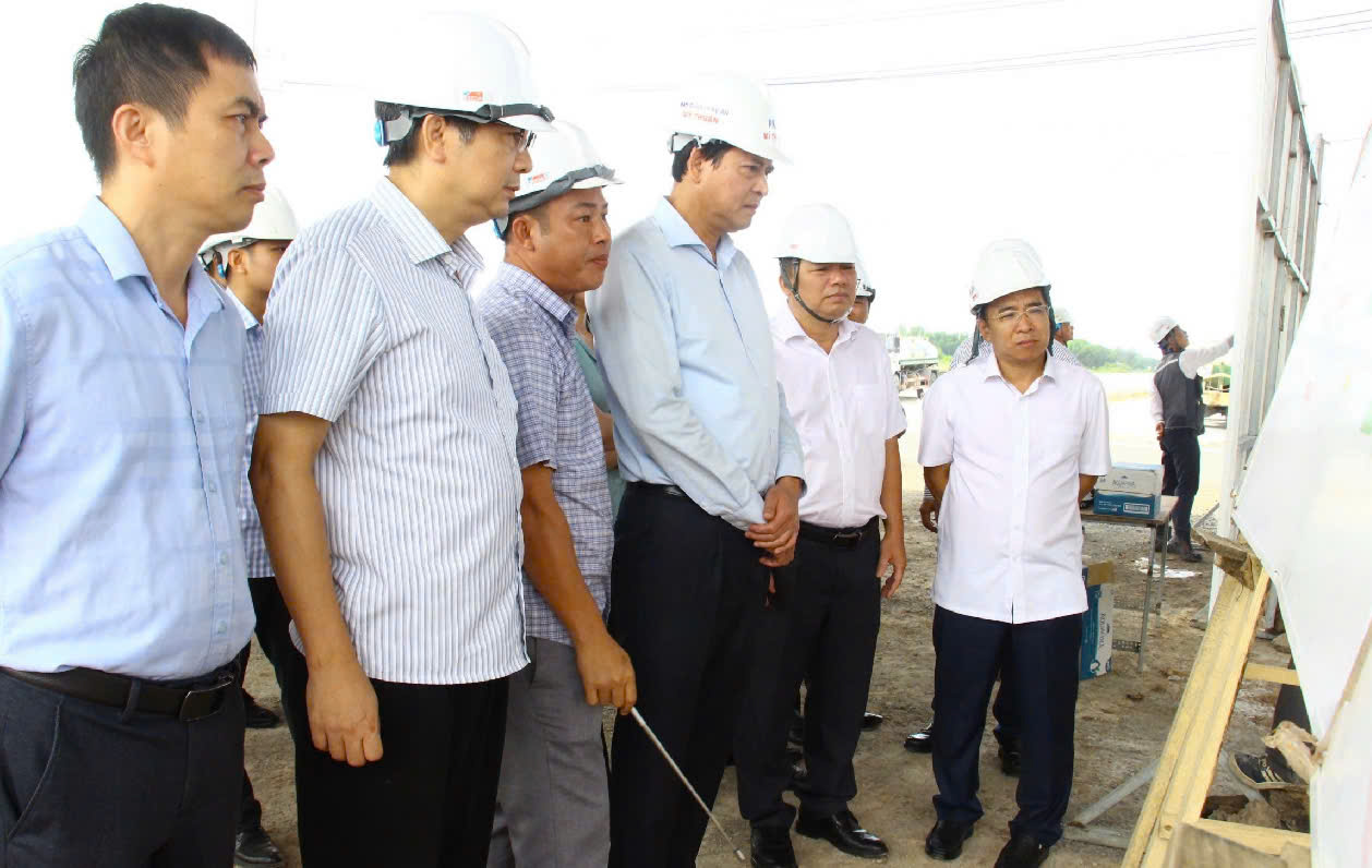 Nh&igrave;n lại h&agrave;nh tr&igrave;nh từ ruộng trũng đến thời khắc th&ocirc;ng xe kỹ thuật V&agrave;nh đai 3 qua Đồng Nai- Ảnh 13.