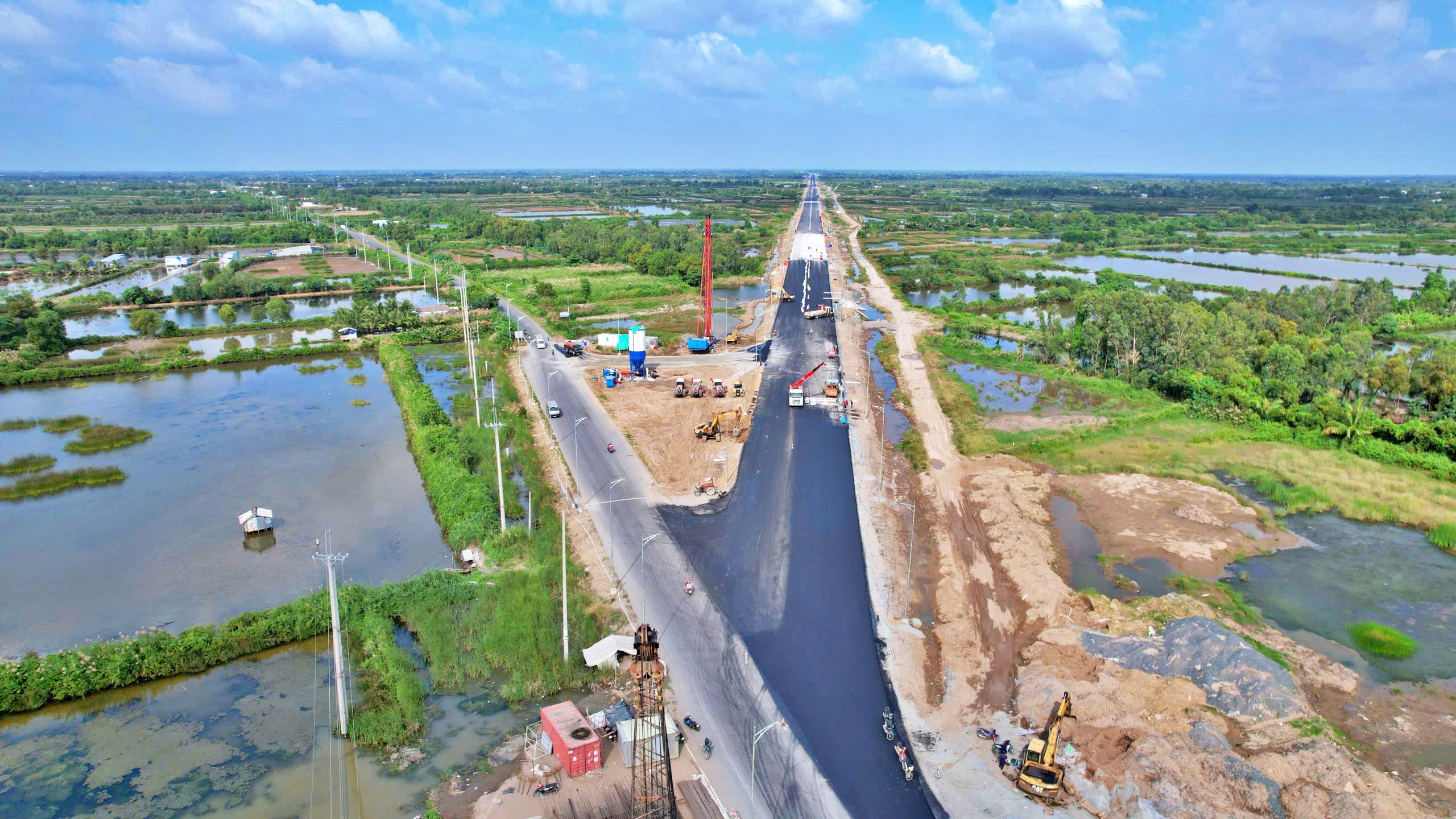 Cao tốc đến C&agrave; Mau: Địa đầu cực Nam vươn m&igrave;nh, bứt ph&aacute;- Ảnh 1.