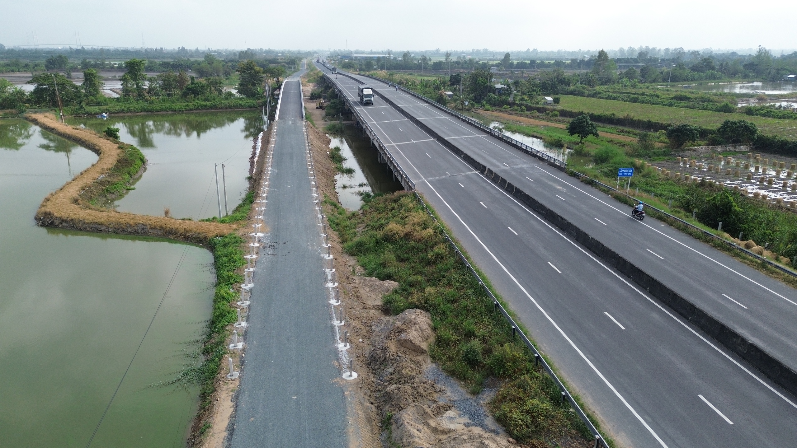 Cận cảnh nút giao Lộ Tẻ kết nối Đồng Tháp - An Giang - Cần Thơ- Ảnh 4. Cận cảnh nút giao Lộ Tẻ kết nối Đồng Tháp - An Giang - Cần Thơ- Ảnh 4.