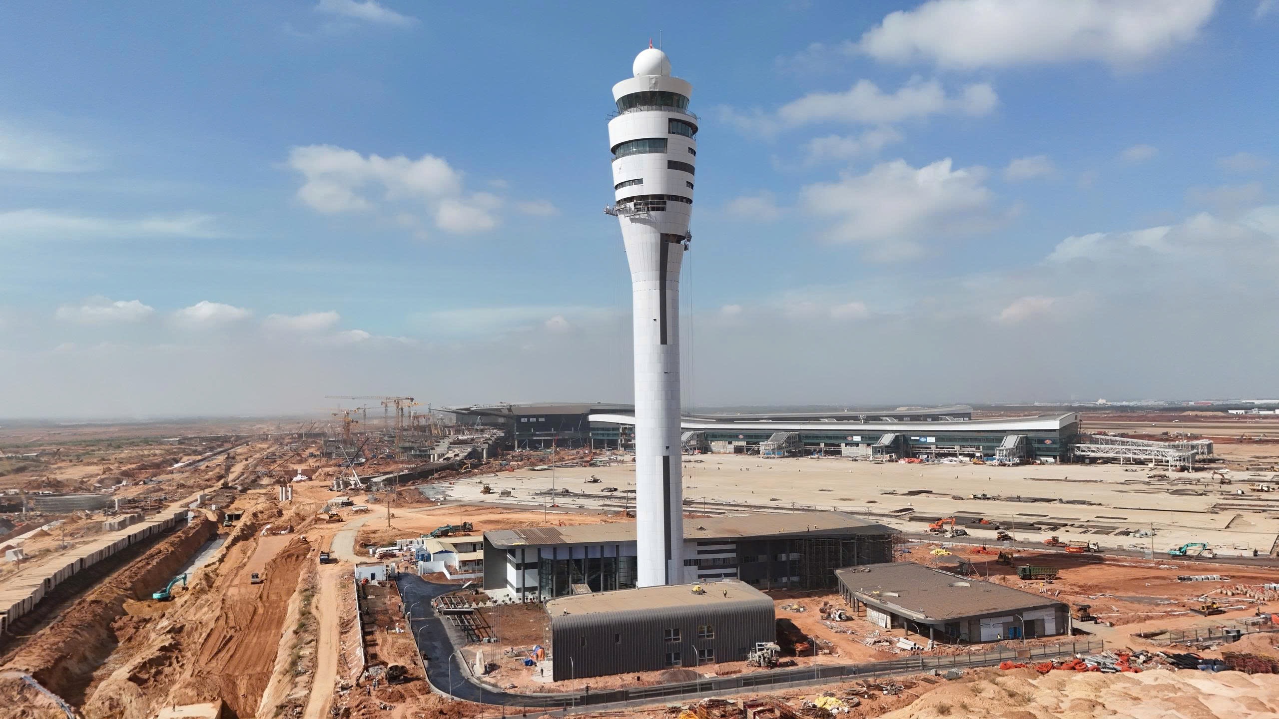 Thứ trưởng Phạm Minh Hà kiểm tra việc chuẩn bị cho sự kiện 19/12 tại sân bay Long Thành- Ảnh 8. Thứ trưởng Phạm Minh Hà kiểm tra việc chuẩn bị cho sự kiện 19/12 tại sân bay Long Thành- Ảnh 8.