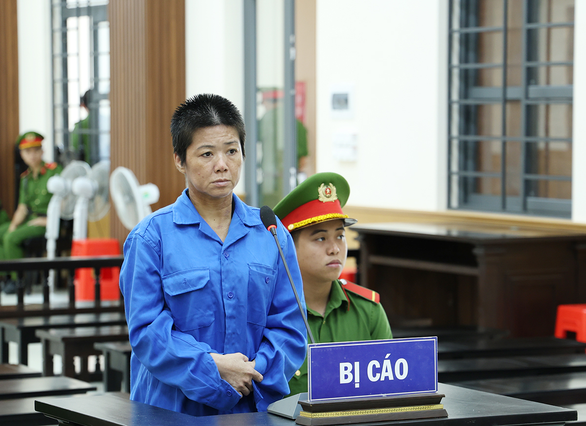 Người phụ nữ ở An Giang ph&oacute;ng hỏa, tạt cồn v&agrave;o người h&agrave;ng x&oacute;m lĩnh 9 năm t&ugrave;- Ảnh 1.