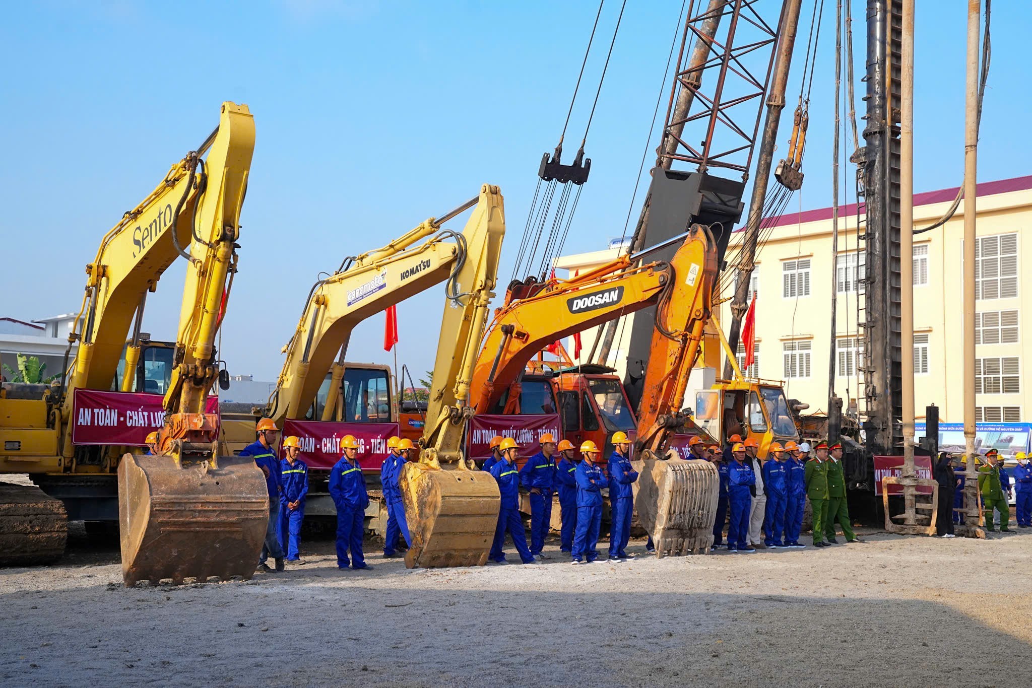 Hải Ph&ograve;ng khởi c&ocirc;ng, kh&aacute;nh th&agrave;nh 13 dự &aacute;n trọng điểm- Ảnh 6.
