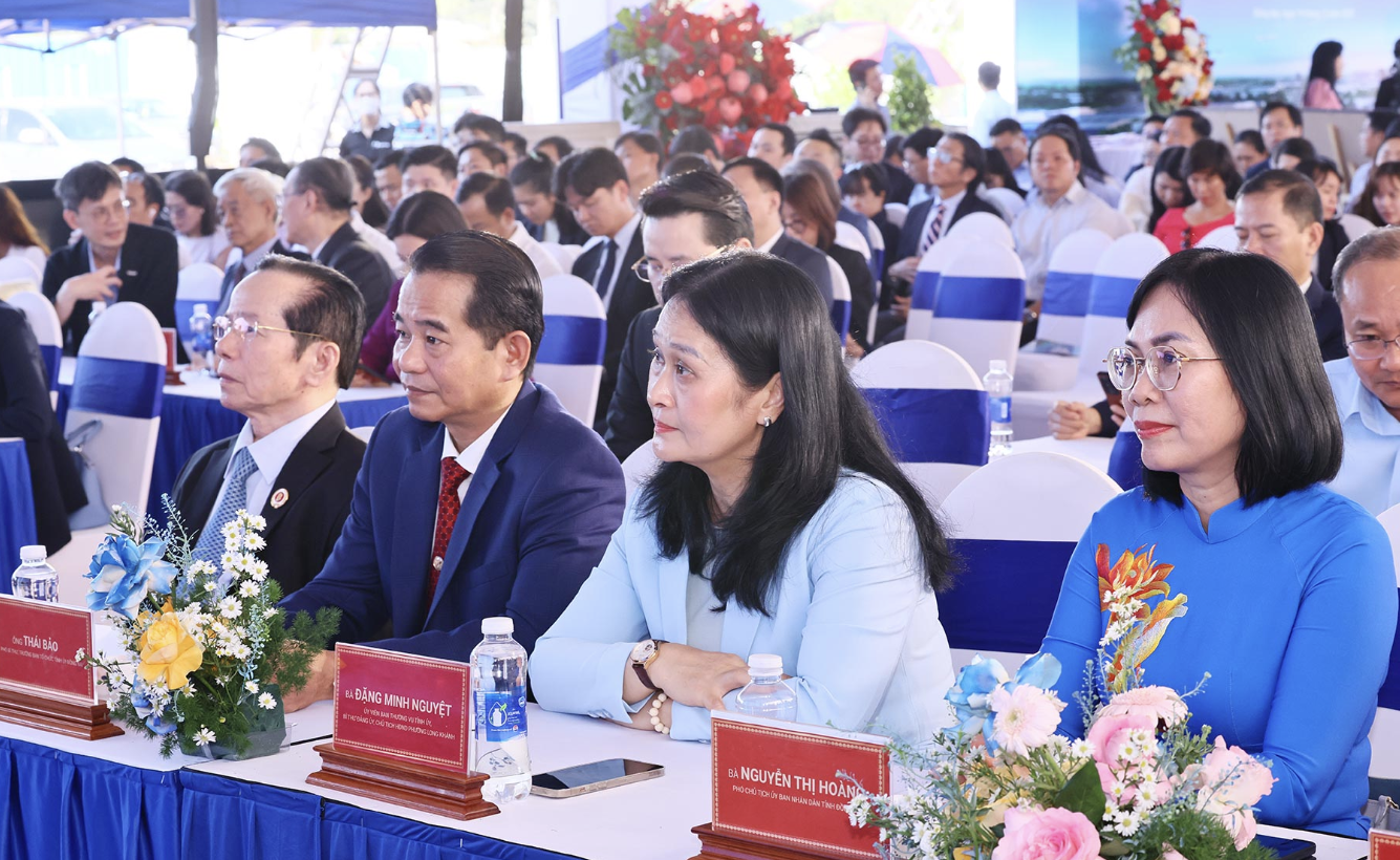 Khởi động 2 khu c&ocirc;ng nghiệp 2.000ha ven s&acirc;n bay Long Th&agrave;nh, tổng vốn 20.000 tỷ đồng- Ảnh 2.