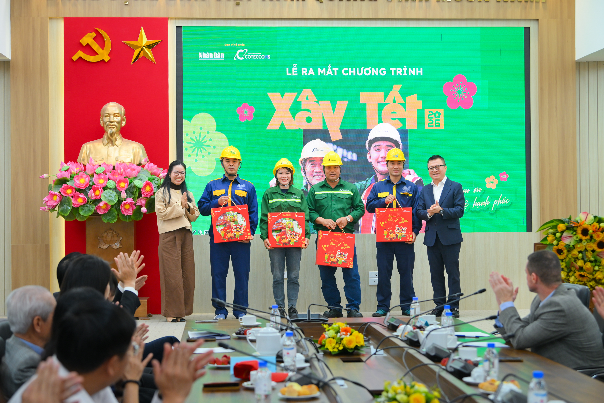 Chương trình "Xây Tết 2026" sẽ trao tặng 30.500 phần quà Tết cho công nhân- Ảnh 3. Chương trình "Xây Tết 2026" sẽ trao tặng 30.500 phần quà Tết cho công nhân- Ảnh 3.