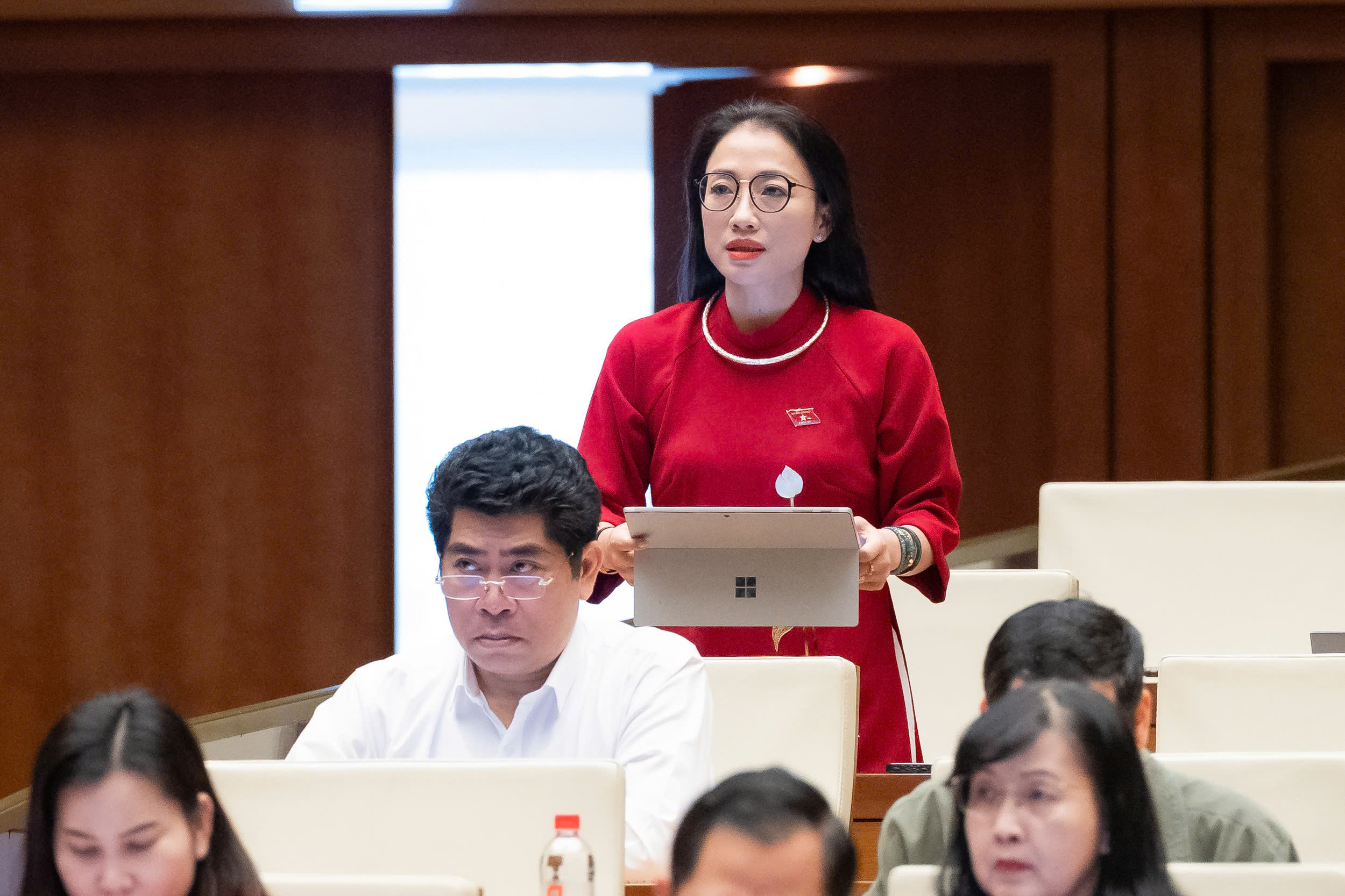 Kh&ocirc;ng thể đưa tiếng Anh th&agrave;nh ng&ocirc;n ngữ thứ hai trong trường học nếu thiếu gi&aacute;o vi&ecirc;n- Ảnh 1.