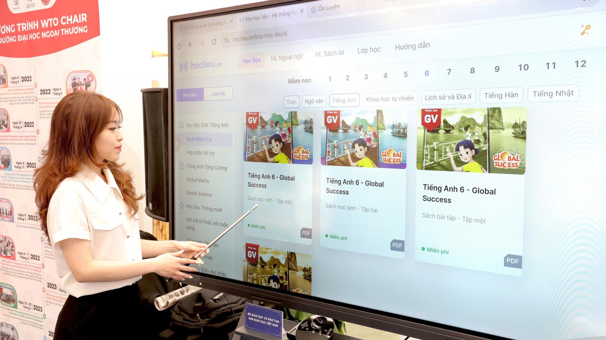 Bộ Giáo dục và Đào tạo đề xuất tiêu chuẩn và quy trình thẩm định sách giáo khoa điện tử- Ảnh 1. Bộ Giáo dục và Đào tạo đề xuất tiêu chuẩn và quy trình thẩm định sách giáo khoa điện tử- Ảnh 1.