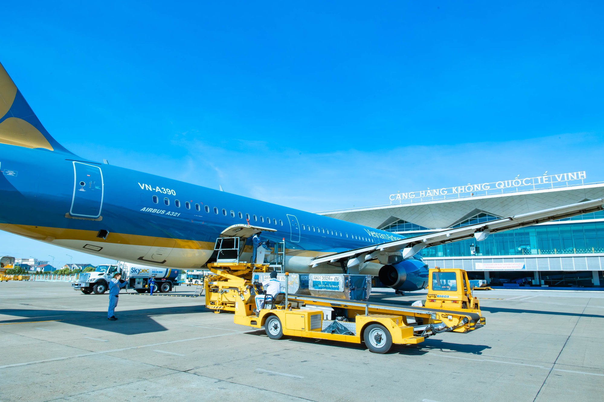 Vietnam Airlines khai th&aacute;c trở lại s&acirc;n bay Vinh với tần suất 7 chuyến khứ hồi/ng&agrave;y- Ảnh 1.