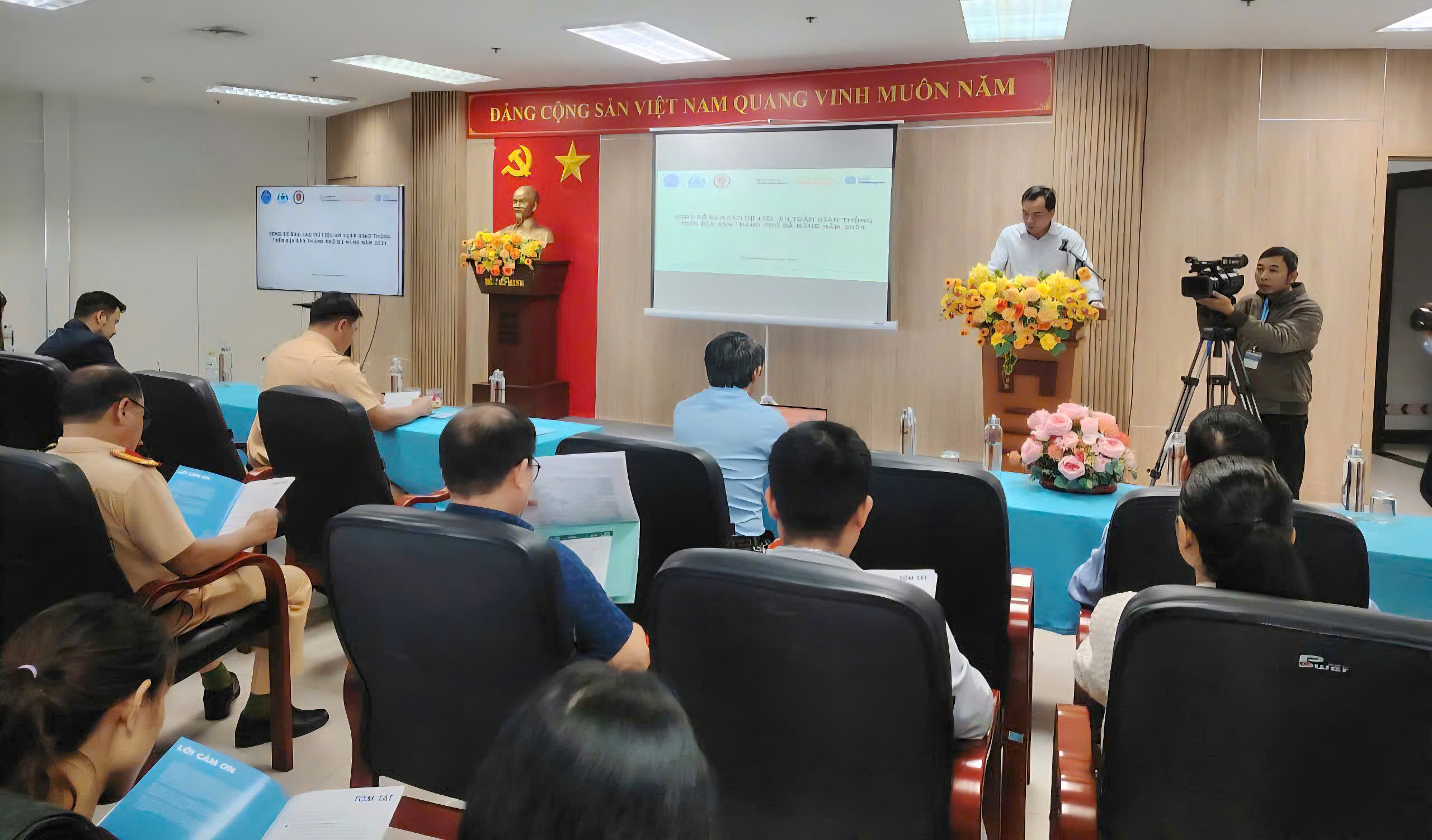 Đà Nẵng: Chỉ rõ các điểm nóng, đề xuất giải pháp kéo giảm TNGT- Ảnh 1. Đà Nẵng: Chỉ rõ các điểm nóng, đề xuất giải pháp kéo giảm TNGT- Ảnh 1.