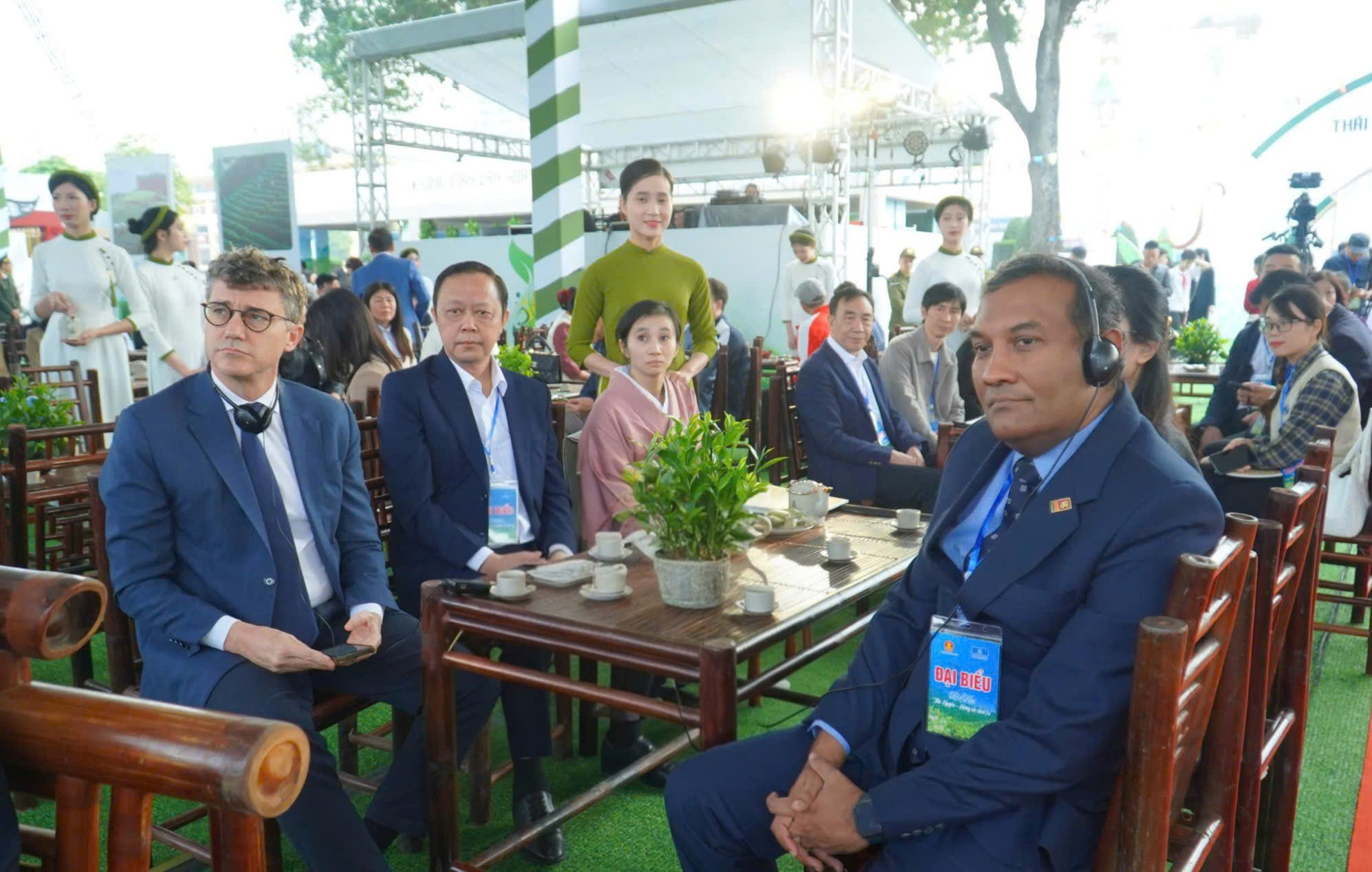 Hương sắc không gian trà, định danh “thủ phủ chè” Thái Nguyên- Ảnh 6. Hương sắc không gian trà, định danh “thủ phủ chè” Thái Nguyên- Ảnh 6.