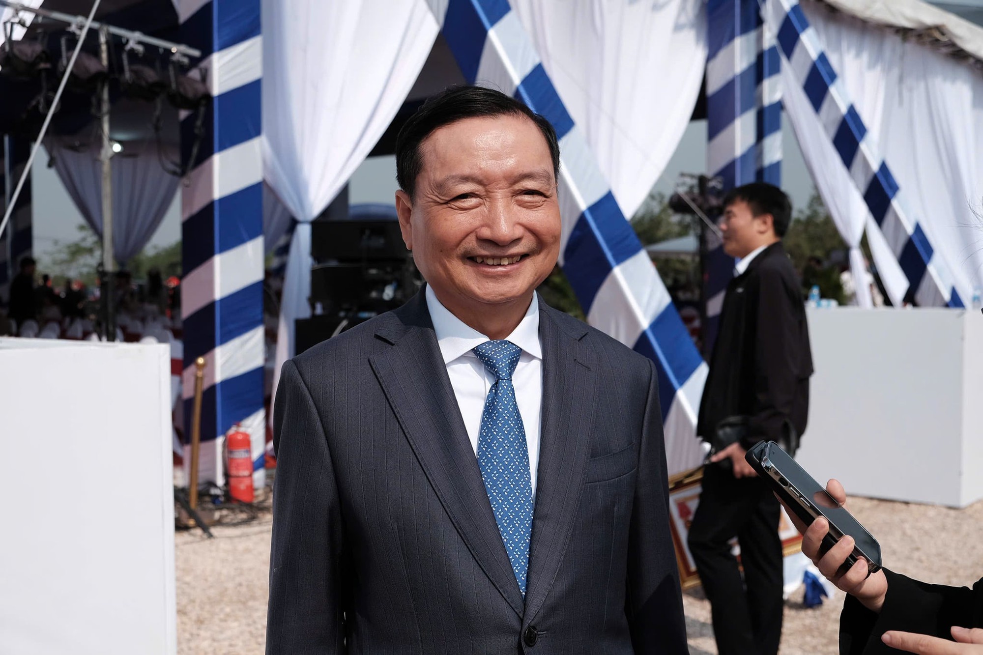 Đ&oacute;ng g&oacute;p lớn cho dự &aacute;n hạ tầng trọng điểm, nh&agrave; thầu LIZEN đ&oacute;n Hu&acirc;n chương Lao động hạng Ba- Ảnh 2.