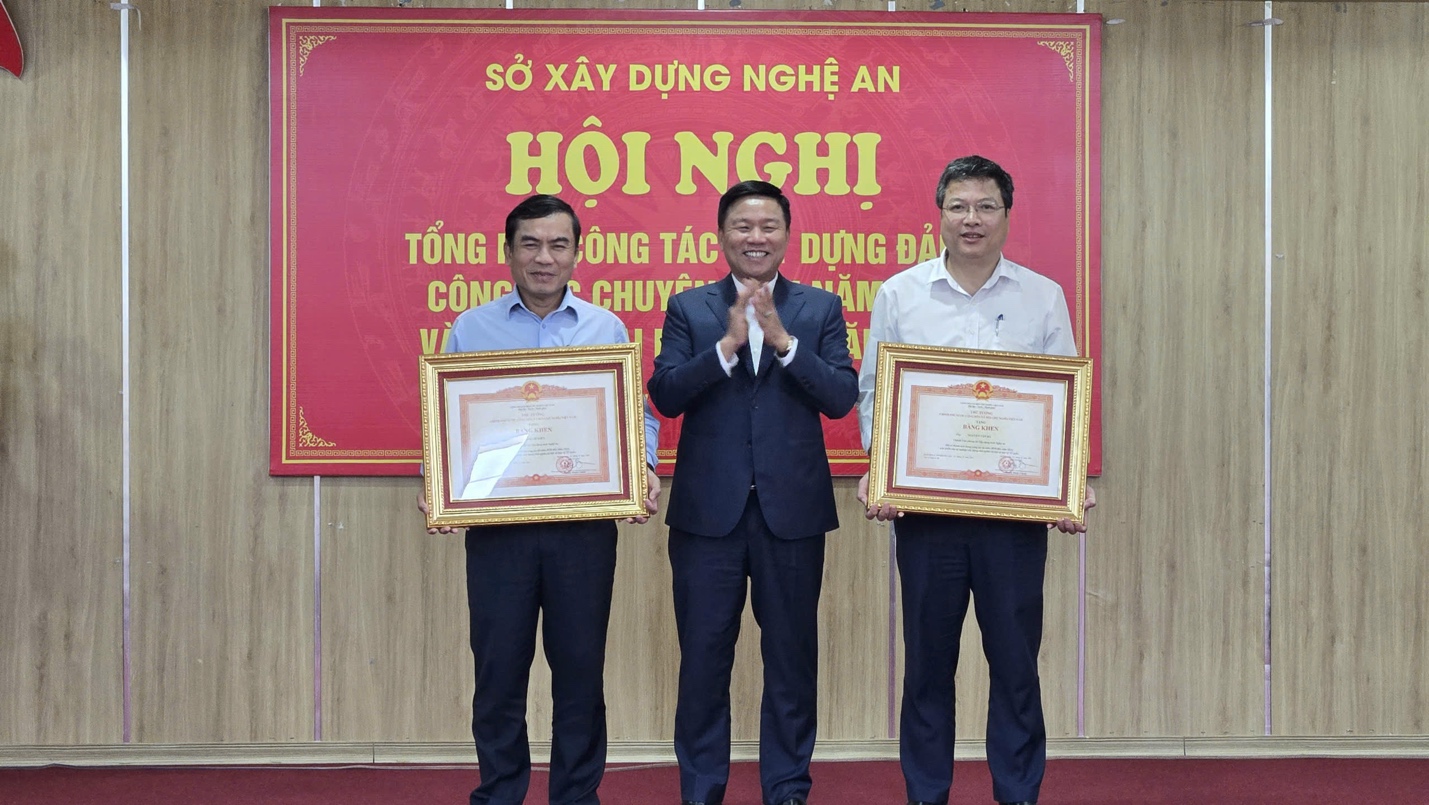 Nghệ An: Cần n&acirc;ng cao chất lượng quy hoạch hạ tầng giao th&ocirc;ng v&agrave; quản l&yacute; ph&aacute;t triển đ&ocirc; thị- Ảnh 2.