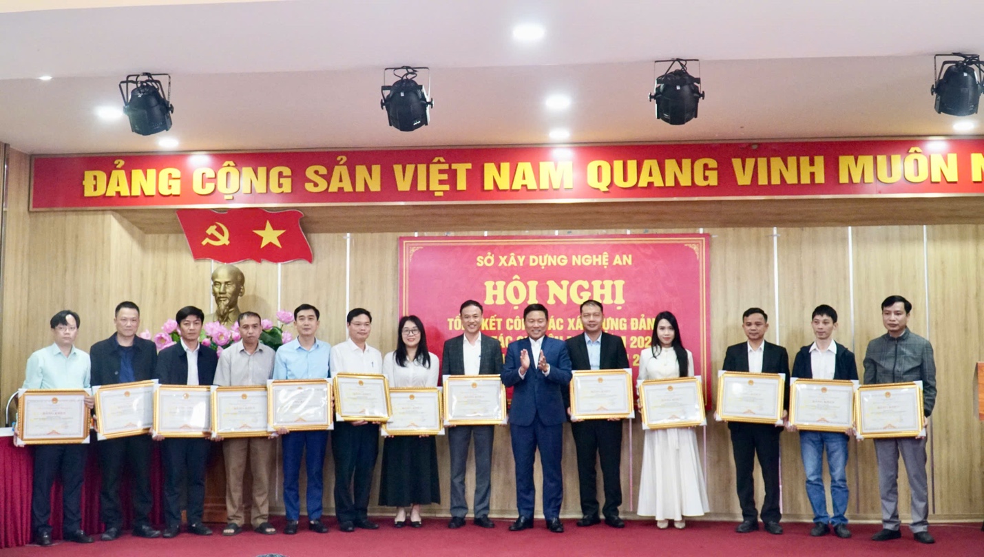 Nghệ An: Cần n&acirc;ng cao chất lượng quy hoạch hạ tầng giao th&ocirc;ng v&agrave; quản l&yacute; ph&aacute;t triển đ&ocirc; thị- Ảnh 3.