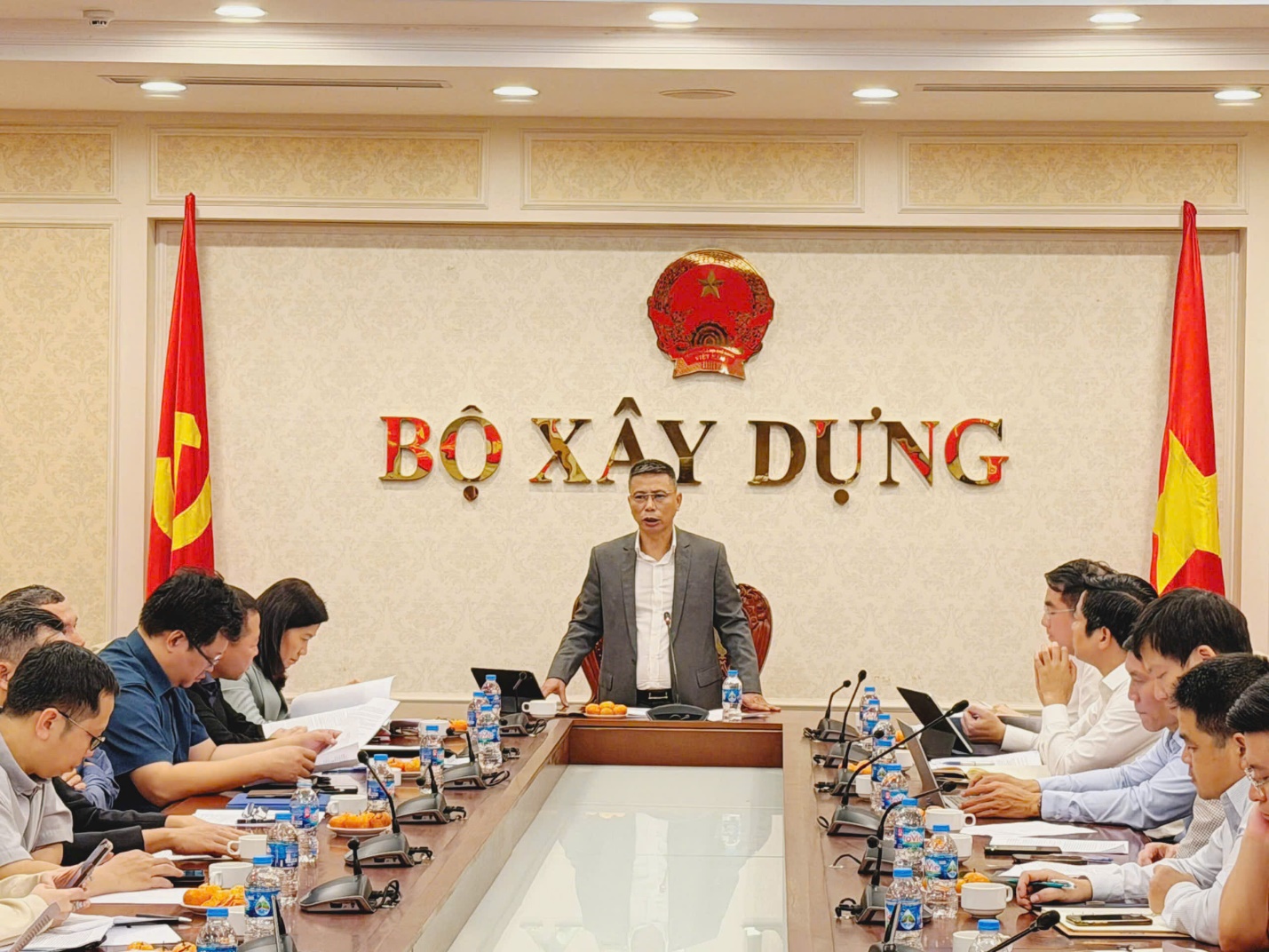 Cục Kết cấu hạ tầng xây dựng: Hoàn thành 3 chỉ tiêu hạ tầng, tăng tốc “đường băng” thể chế- Ảnh 1. Cục Kết cấu hạ tầng xây dựng: Hoàn thành 3 chỉ tiêu hạ tầng, tăng tốc “đường băng” thể chế- Ảnh 1.