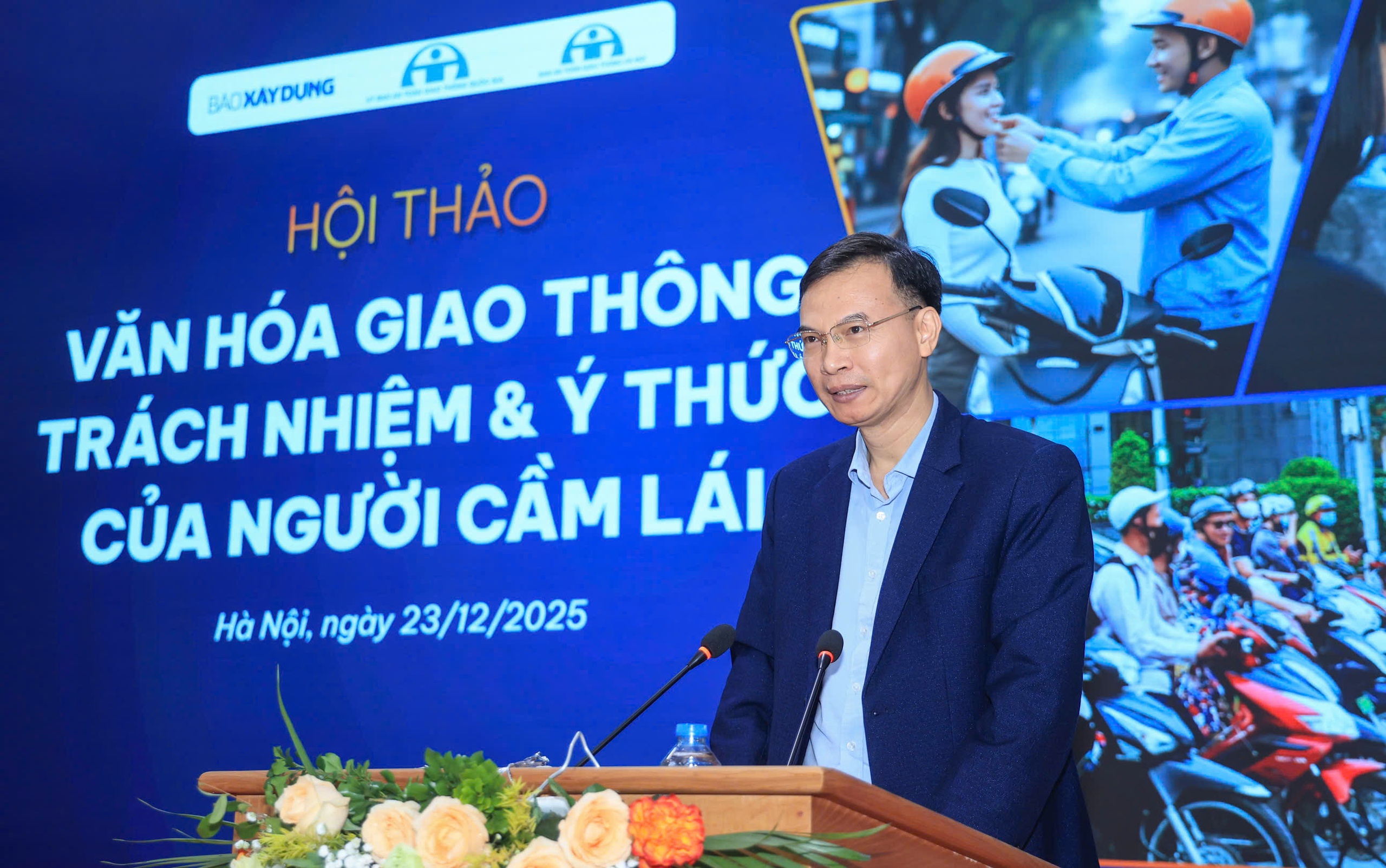 Cần bổ sung chế t&agrave;i mạnh với nền tảng gọi xe c&ocirc;ng nghệ- Ảnh 1.