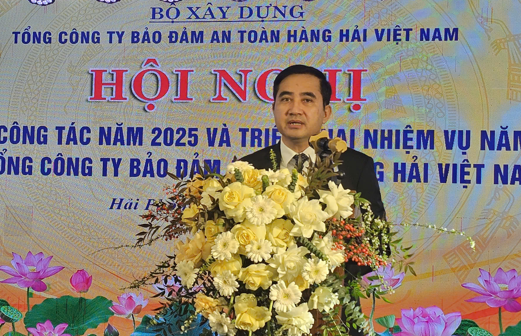 Doanh thu Tổng công ty Bảo đảm an toàn hàng hải bứt phá sau hợp nhất- Ảnh 3. Doanh thu Tổng công ty Bảo đảm an toàn hàng hải bứt phá sau hợp nhất- Ảnh 3.