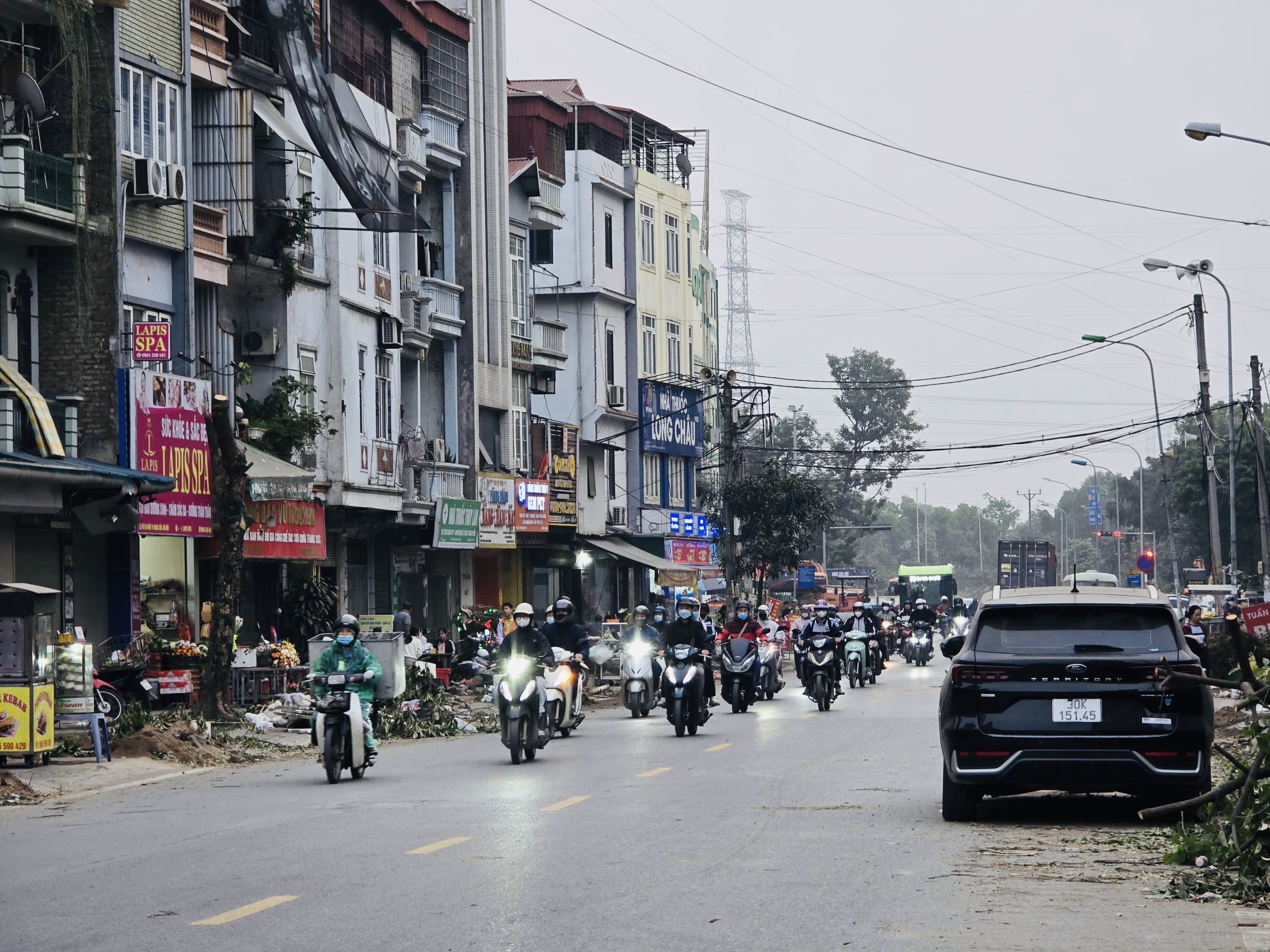 H&agrave; Nội khẩn trương mở rộng vỉa h&egrave;, giảm &ugrave;n tắc khu vực Bến xe Nước Ngầm- Ảnh 6.