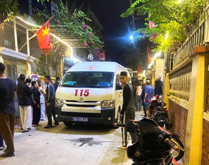 Nổ lớn l&agrave;m sập nh&agrave; trọ ở Hải Ph&ograve;ng, 2 anh em bị thương- Ảnh 1.