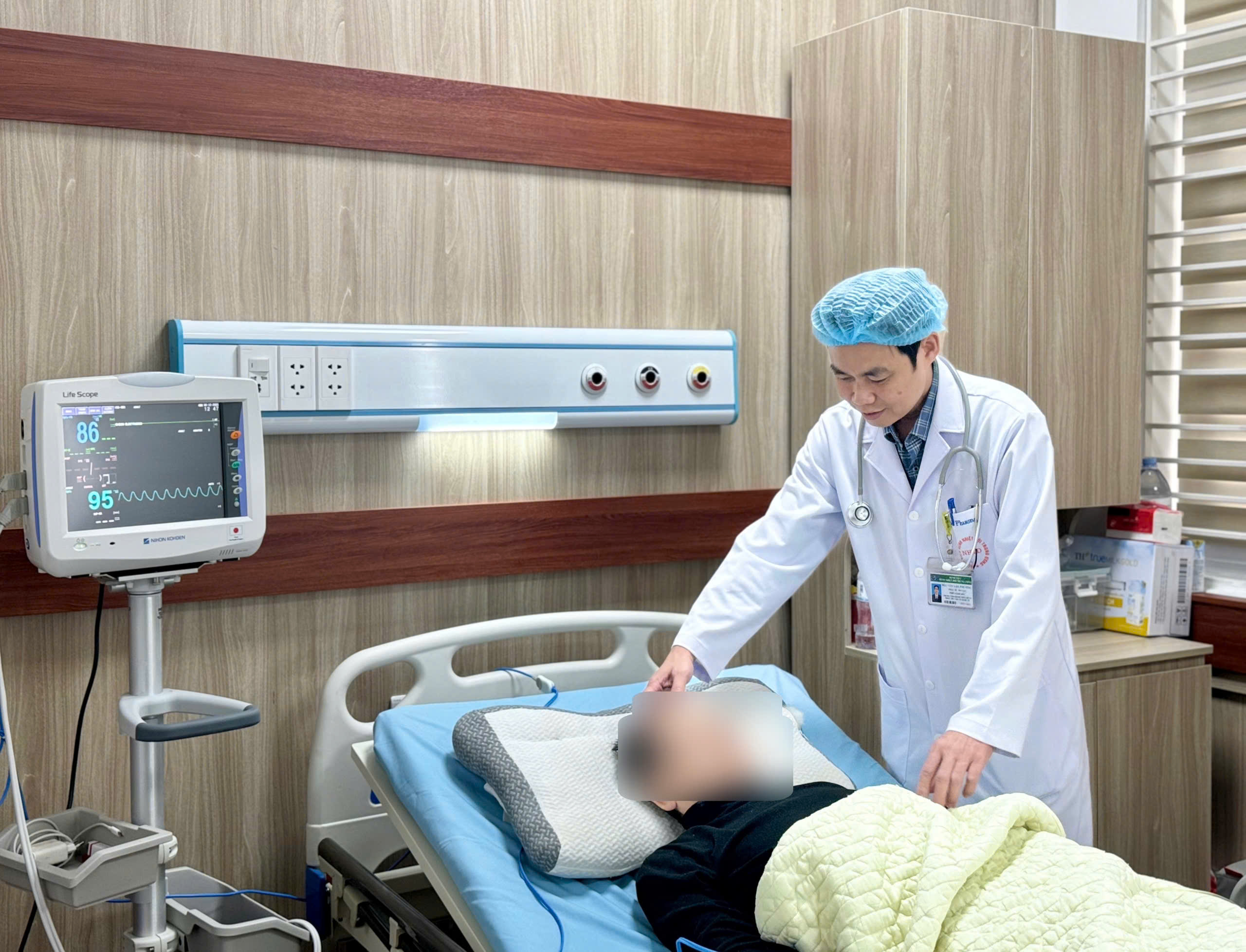 Co giật do s&aacute;n n&atilde;o, nam trung ni&ecirc;n cứ ngỡ mắc u n&atilde;o- Ảnh 1.