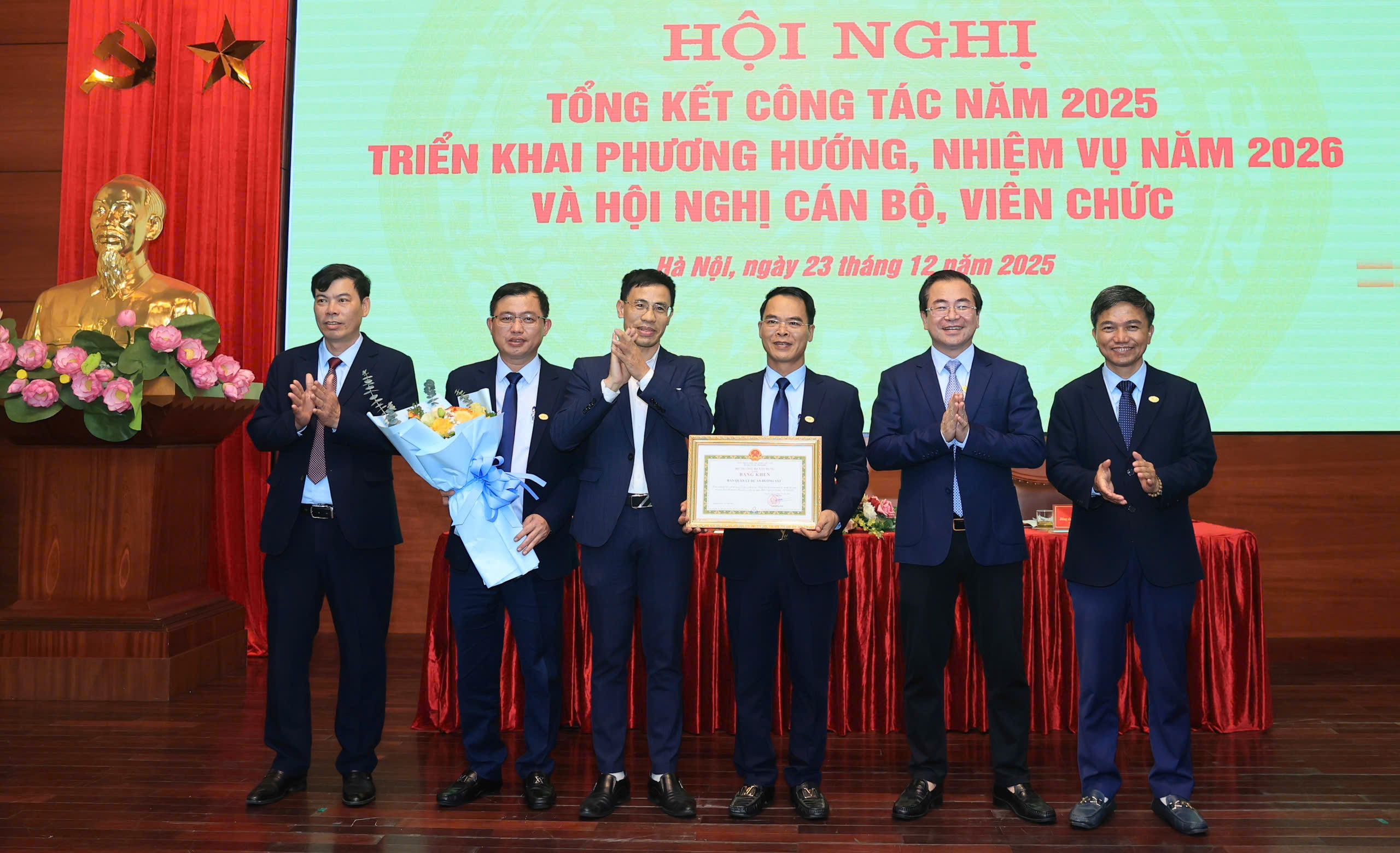 Ban QLDA Đường sắt chủ động, quyết liệt triển khai khối lượng c&ocirc;ng việc lớn trong năm 2025- Ảnh 3.