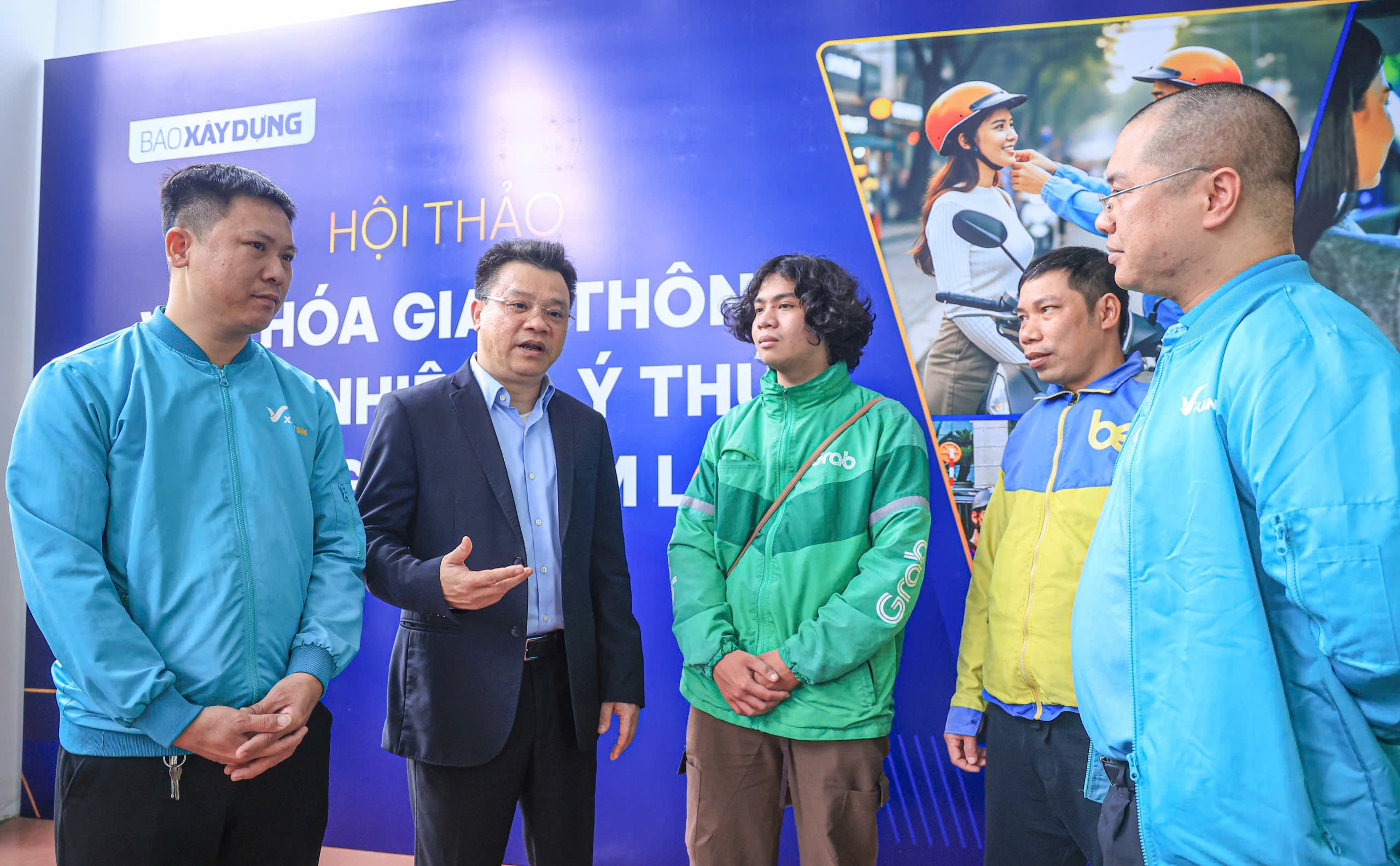 Cấp thiết bổ sung chế tài liên đới với các nền tảng gọi xe- Ảnh 1. Cấp thiết bổ sung chế tài liên đới với các nền tảng gọi xe- Ảnh 1.