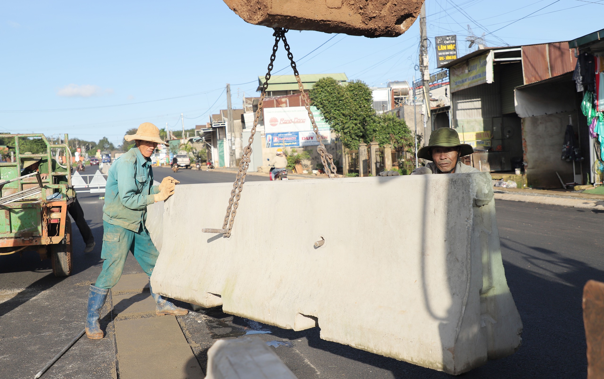 Đắk Lắk: Sẵn s&agrave;ng đưa dự &aacute;n hơn 1.800 tỷ đồng v&agrave;o khai th&aacute;c sau nhiều lần gia hạn tiến độ- Ảnh 6.