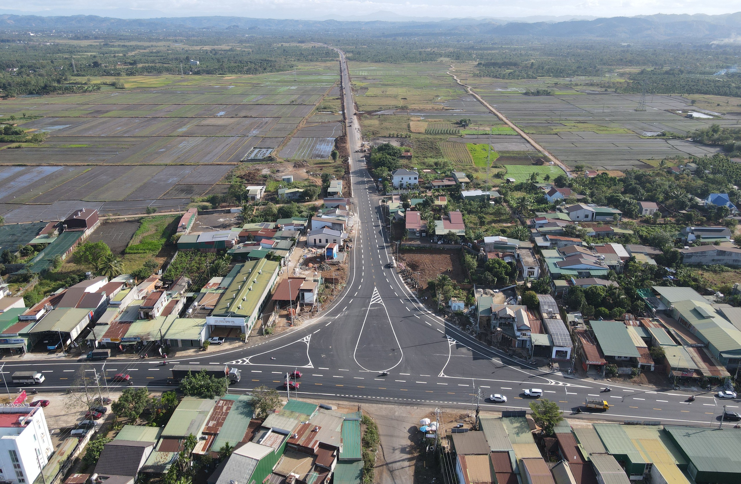 Đắk Lắk: Sẵn s&agrave;ng đưa dự &aacute;n hơn 1.800 tỷ đồng v&agrave;o khai th&aacute;c sau nhiều lần gia hạn tiến độ- Ảnh 1.