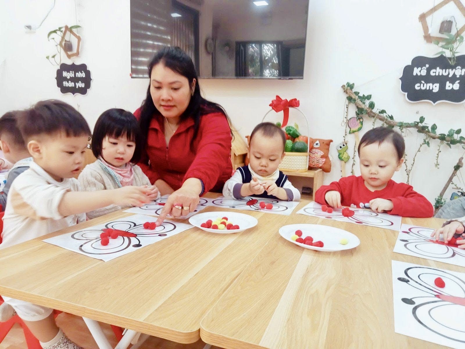 Đề xuất điều chỉnh chế độ làm việc của giáo viên mầm non- Ảnh 1. Đề xuất điều chỉnh chế độ làm việc của giáo viên mầm non- Ảnh 1.