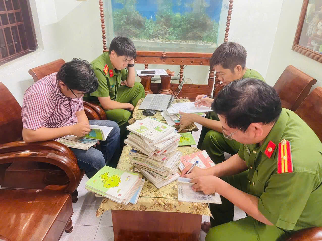 Đắk Lắk: Khởi tố, bắt tạm giam nguy&ecirc;n trưởng cửa h&agrave;ng xăng dầu tham &ocirc; hơn 7,3 tỷ đồng- Ảnh 2.