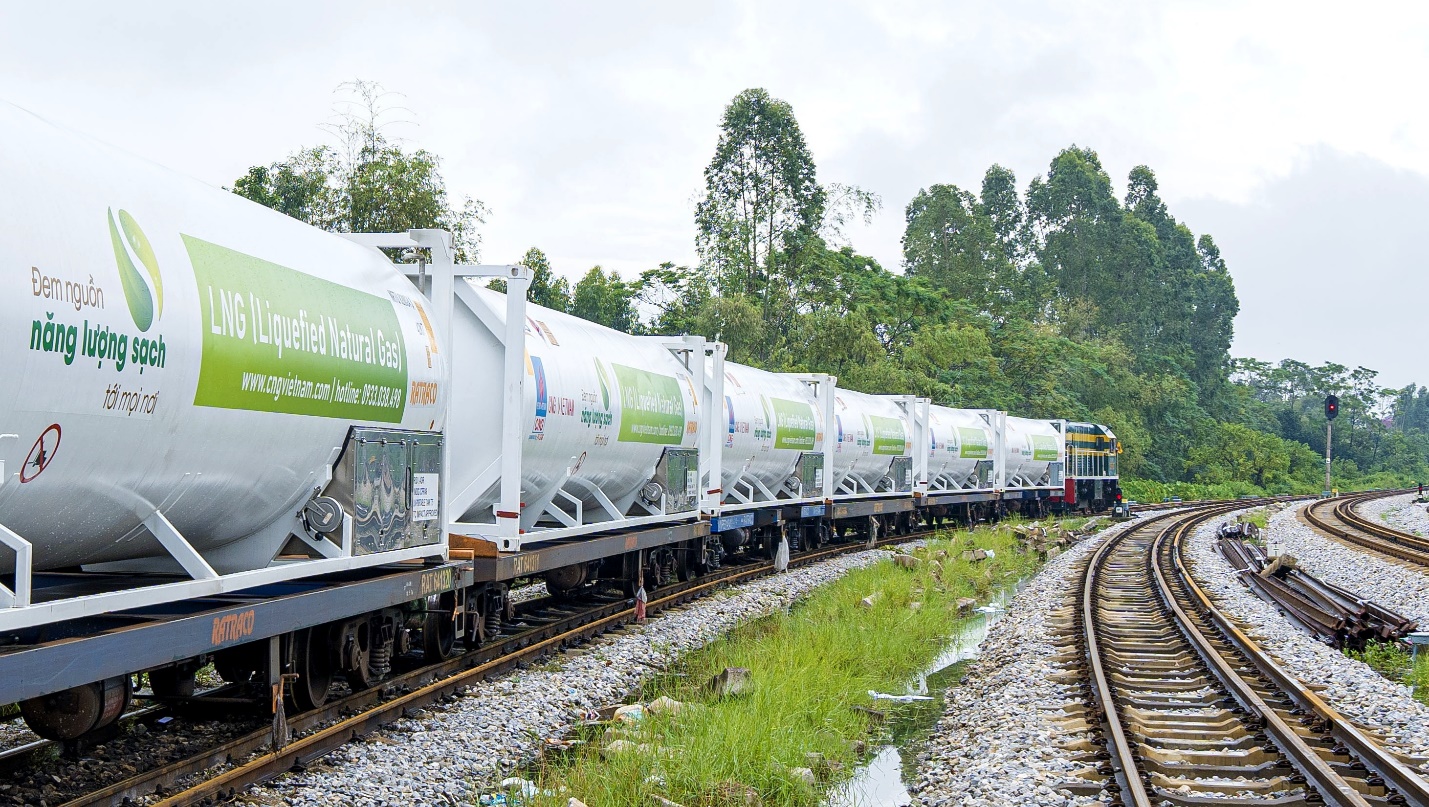 Petrovietnam: Từ &ldquo;di sản dầu kh&iacute;&rdquo; đến động lực chuyển dịch năng lượng- Ảnh 1.