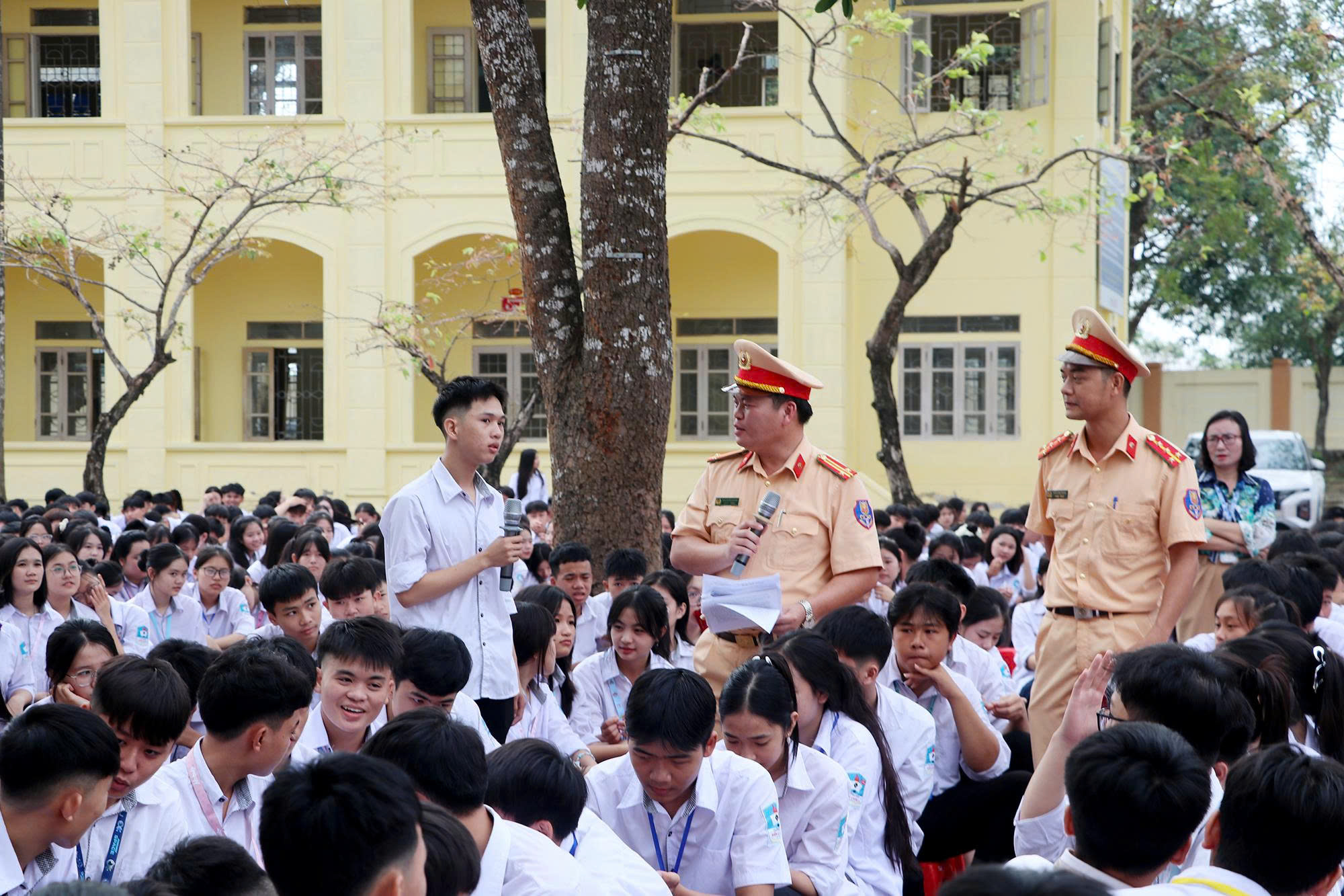 Nghệ An: Tai nạn giao th&ocirc;ng giảm s&acirc;u cả 3 ti&ecirc;u ch&iacute; nhờ m&ocirc; h&igrave;nh người d&acirc;n tự quản- Ảnh 3.
