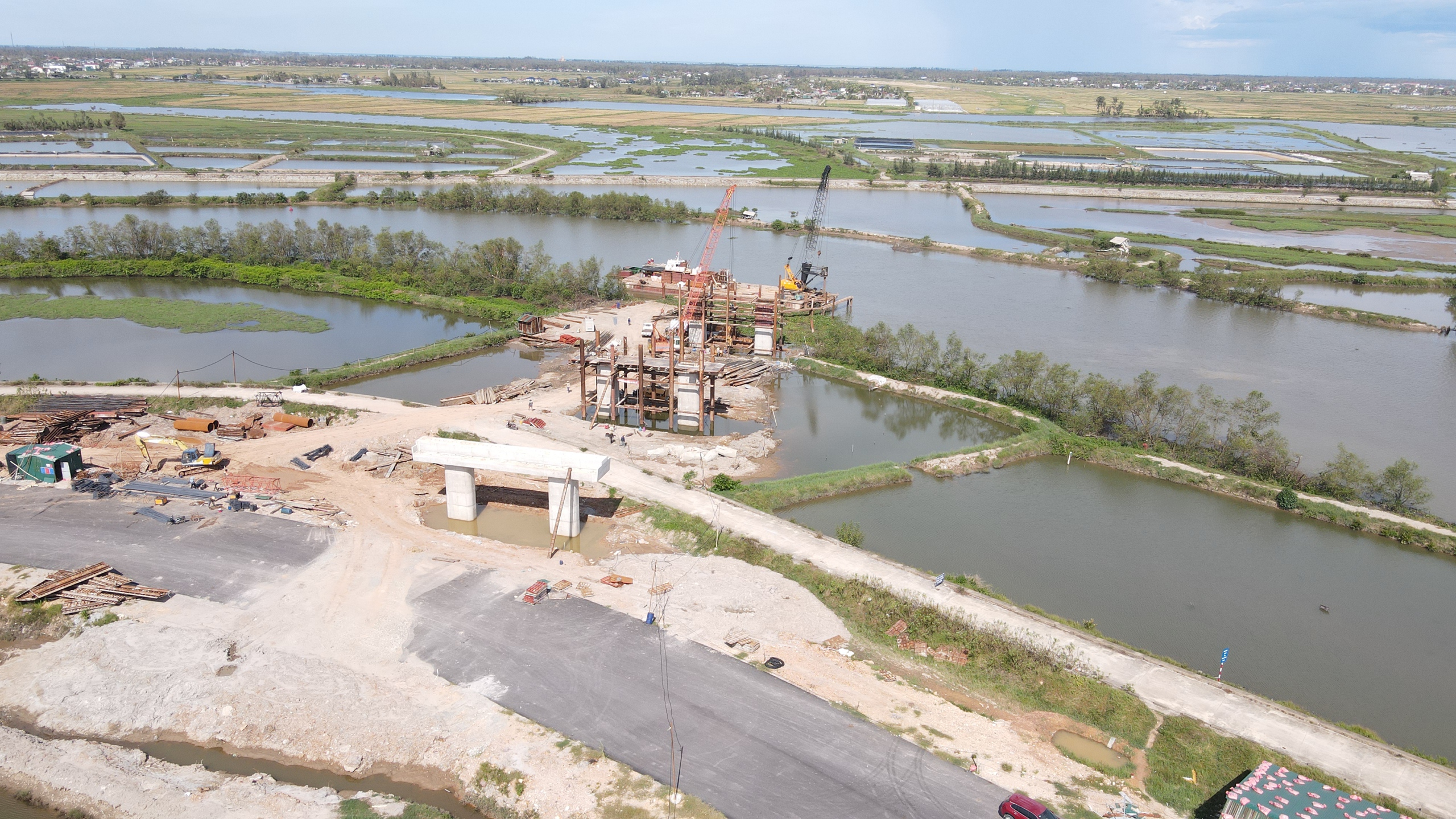 Đồng loạt tăng ca, đẩy nhanh tiến độ nhiều c&ocirc;ng tr&igrave;nh hạ tầng tại H&agrave; Tĩnh - Ảnh 3.