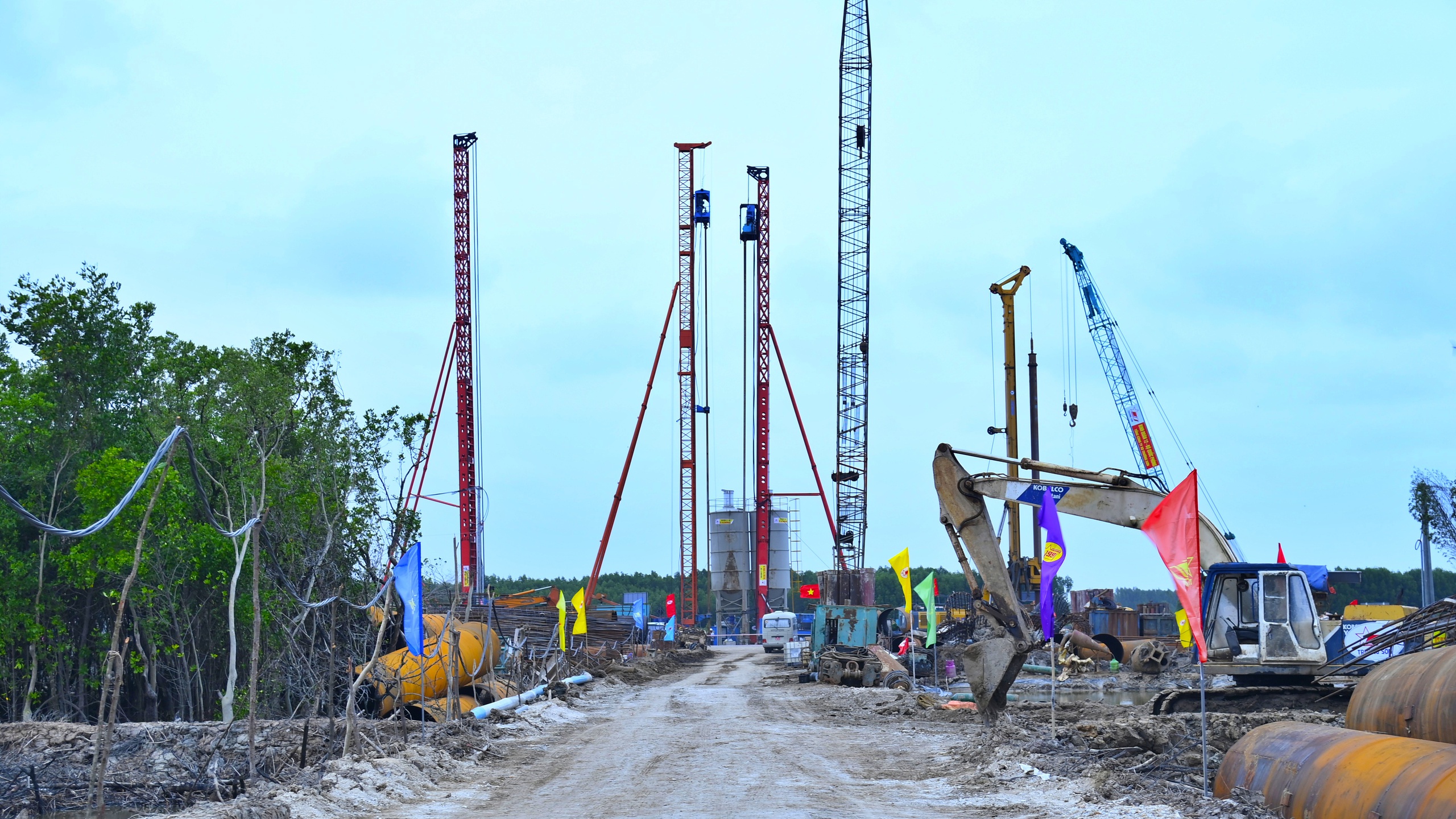 Hối hả thi c&ocirc;ng cao tốc C&agrave; Mau - Đất Mũi xuy&ecirc;n Tết- Ảnh 5.