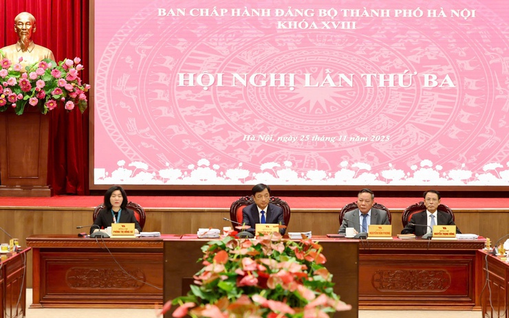 Hà Nội tập trung giải quyết dứt điểm ùn tắc, ô nhiễm, trật tự đô thị- Ảnh 1. Hà Nội tập trung giải quyết dứt điểm ùn tắc, ô nhiễm, trật tự đô thị- Ảnh 1.