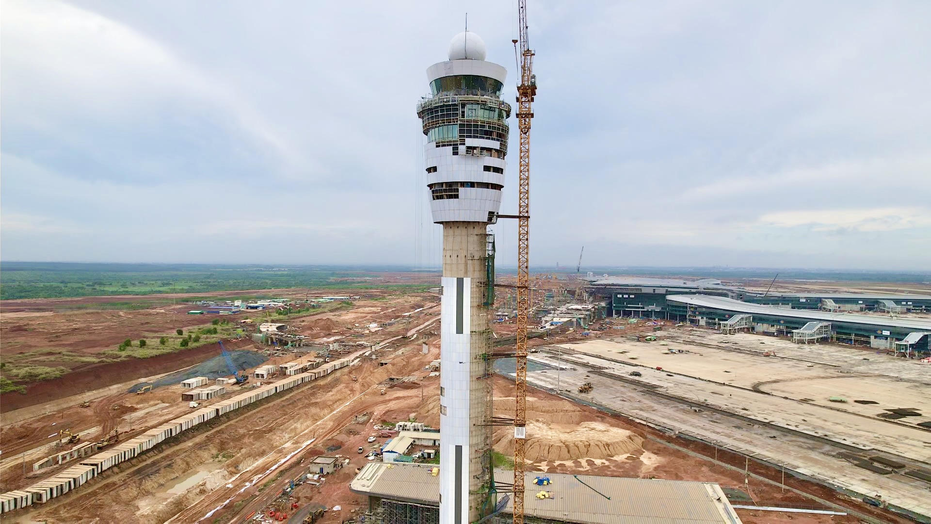 Ngắm diện mạo tháp không lưu sừng sững 123m giữa sân bay Long Thành- Ảnh 21. Ngắm diện mạo tháp không lưu sừng sững 123m giữa sân bay Long Thành- Ảnh 21.