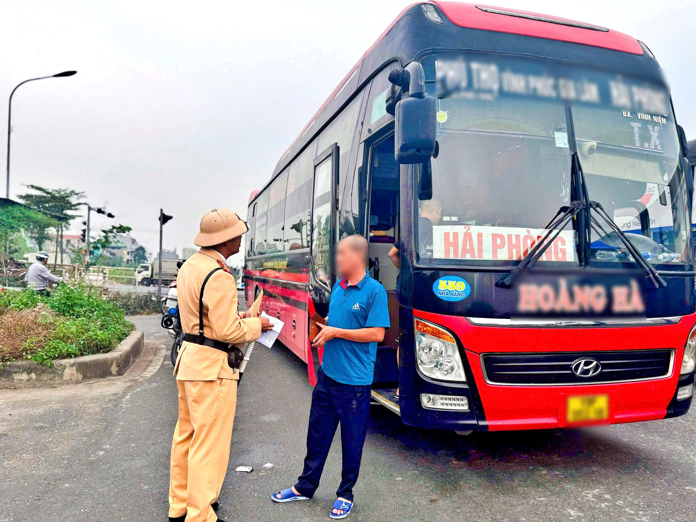 H&agrave; Nội xử l&yacute; nghi&ecirc;m vi phạm trong hoạt động kinh doanh vận tải- Ảnh 1.