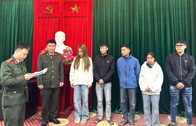 Tuy&ecirc;n Quang: Khởi tố 5 đối tượng về mua b&aacute;n t&agrave;i khoản ng&acirc;n h&agrave;ng- Ảnh 1.