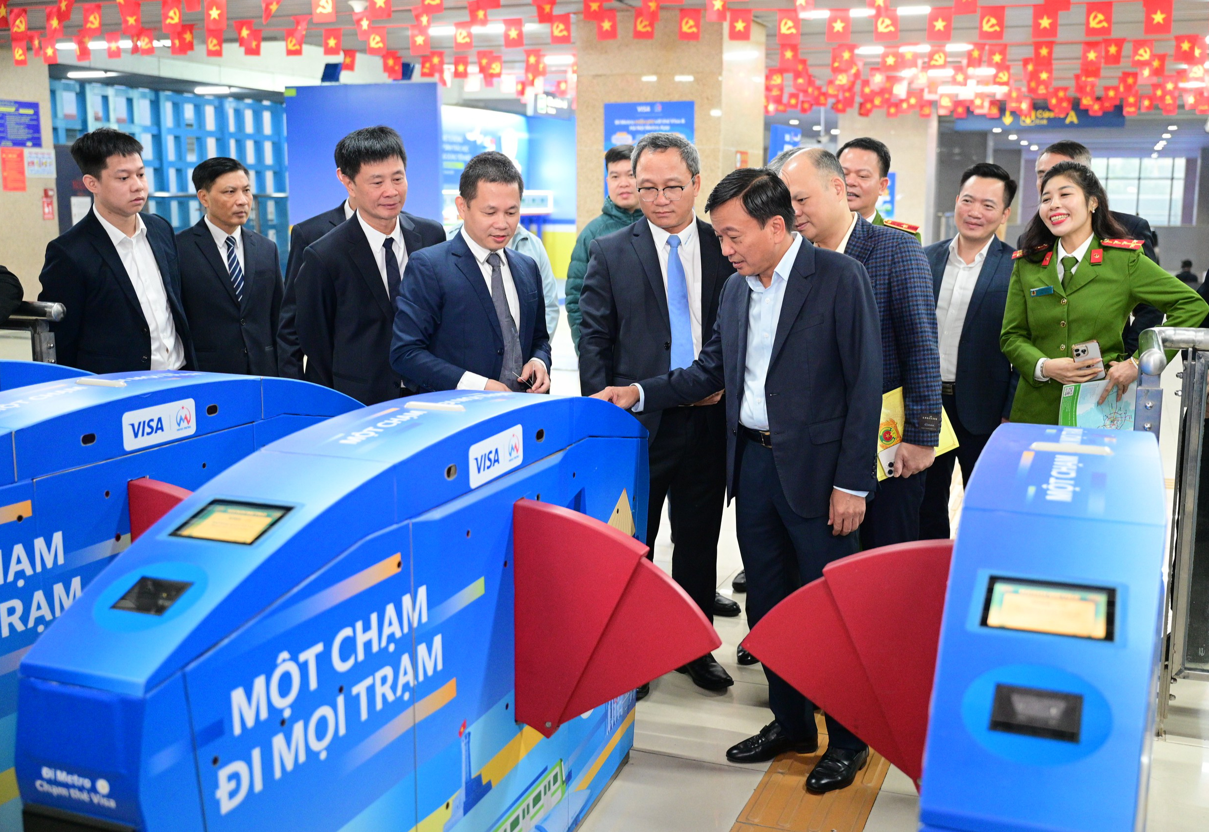 Ch&iacute;nh thức &aacute;p dụng thẻ v&eacute; kiểm so&aacute;t tự động tr&ecirc;n tuyến 2A C&aacute;t Linh - H&agrave; Đ&ocirc;ng- Ảnh 2.