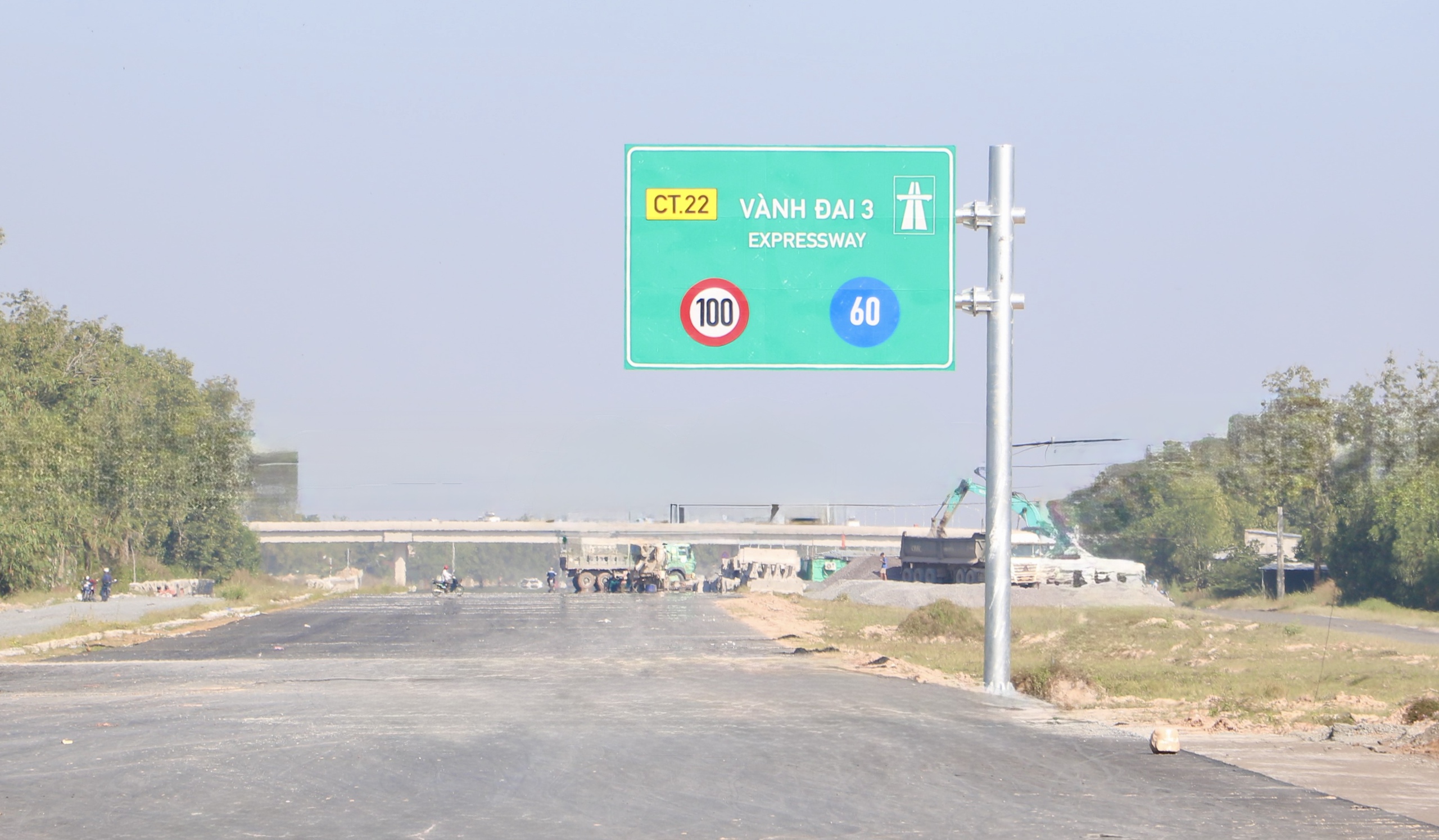 Chạy đua trên công trường Vành đai 3 TP.HCM qua Đồng Nai- Ảnh 20. Chạy đua trên công trường Vành đai 3 TP.HCM qua Đồng Nai- Ảnh 20.