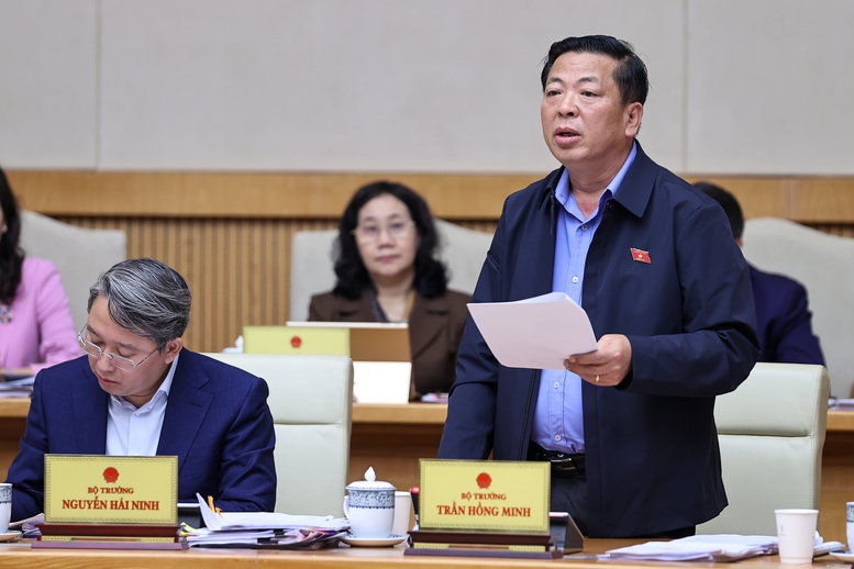 Cuối năm 2025, th&ocirc;ng xe 3.188km cao tốc, ho&agrave;n th&agrave;nh hơn 1.700km đường ven biển- Ảnh 1.