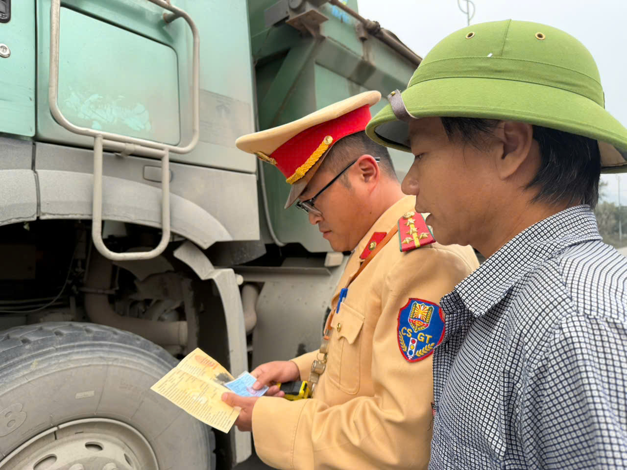 Phú Thọ: Thông tư 39 góp phần giảm vi phạm về xe cơi nới, chở quá tải- Ảnh 4. Phú Thọ: Thông tư 39 góp phần giảm vi phạm về xe cơi nới, chở quá tải- Ảnh 4.