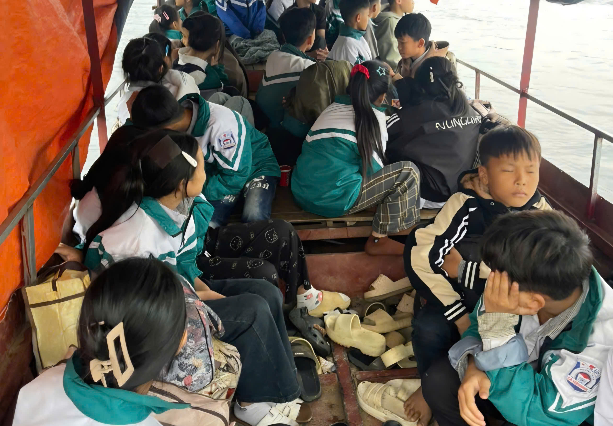 Nhiều vi phạm an to&agrave;n giao th&ocirc;ng đường thủy tại L&agrave;o Cai - Tuy&ecirc;n Quang bị xử l&yacute;- Ảnh 2.