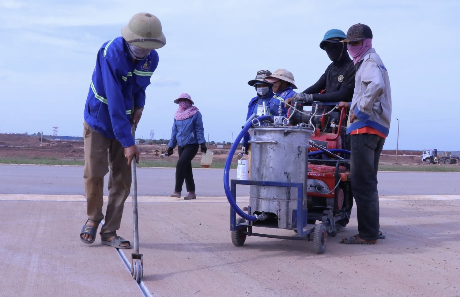 Cuộc chạy đua b&ecirc;n trong nh&agrave; ga &ldquo;tr&aacute;i tim&rdquo; s&acirc;n bay Long Th&agrave;nh- Ảnh 21.