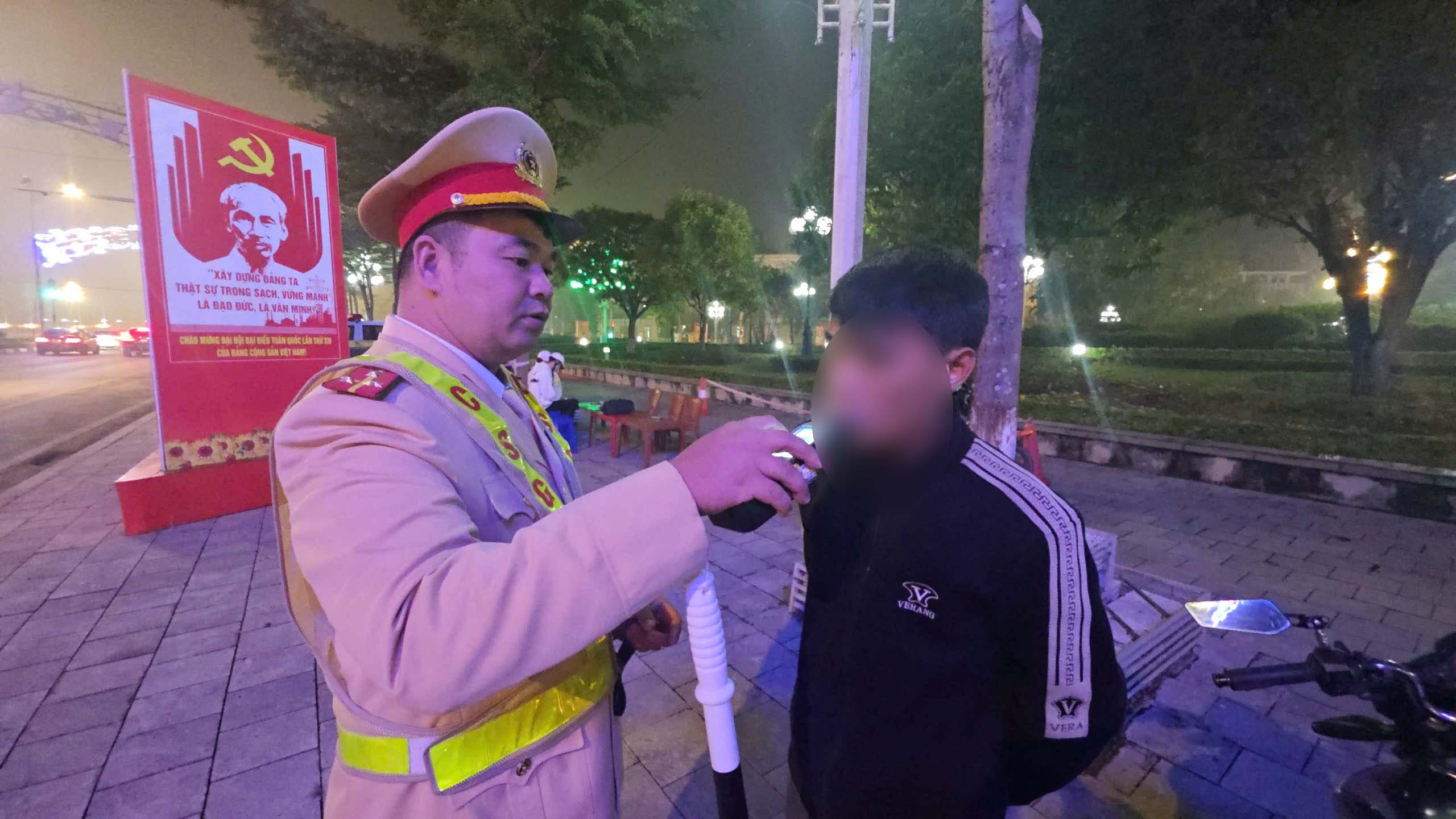 Nhờ đâu tai nạn giao thông ở Lào Cai giảm cả 3 tiêu chí?- Ảnh 1. Nhờ đâu tai nạn giao thông ở Lào Cai giảm cả 3 tiêu chí?- Ảnh 1.