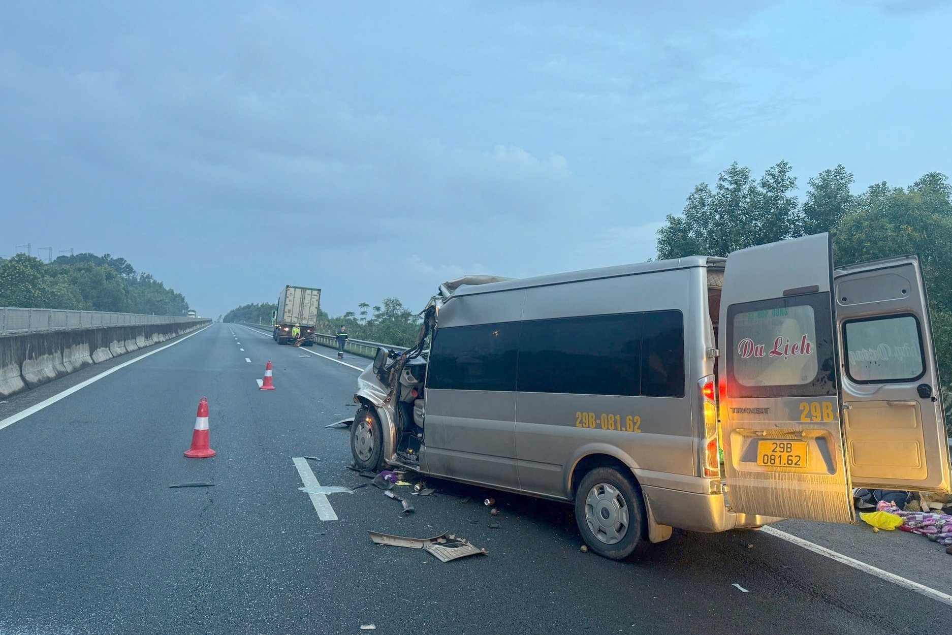 Cục CSGT: Sẽ tổng kiểm soát xe khách trước khi vào cao tốc- Ảnh 1. Cục CSGT: Sẽ tổng kiểm soát xe khách trước khi vào cao tốc- Ảnh 1.