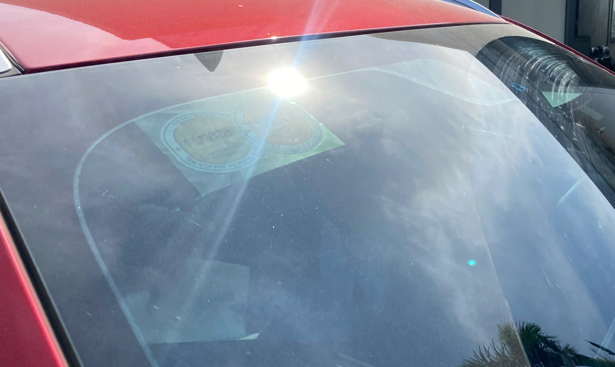 Nghệ An: Cảnh gi&aacute;c với thủ đoạn lừa đảo đổi tem kiểm định phương tiện- Ảnh 2.