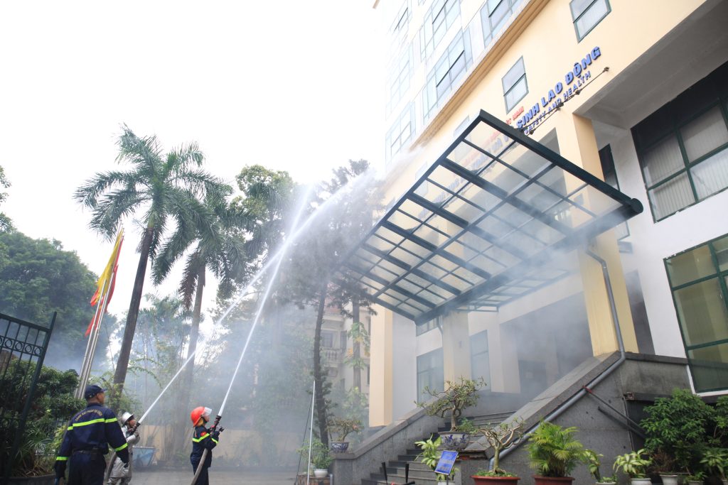 Ngành Xây dựng trước mùa hanh khô: Tăng cảnh giác, siết an toàn công trình- Ảnh 1. Ngành Xây dựng trước mùa hanh khô: Tăng cảnh giác, siết an toàn công trình- Ảnh 1.