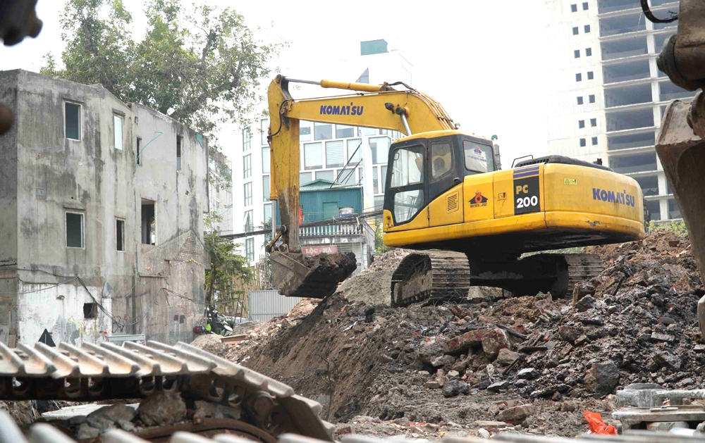 H&agrave; Nội lập tổ c&ocirc;ng t&aacute;c &ldquo;th&uacute;c&rdquo; dự &aacute;n lớn, c&ocirc;ng tr&igrave;nh trọng điểm- Ảnh 1.