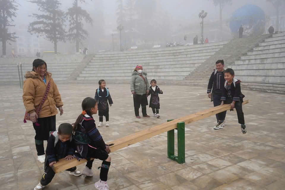 Người d&acirc;n T&acirc;y Bắc băng rừng vượt n&uacute;i vui xu&acirc;n đ&oacute;n Tết- Ảnh 15.